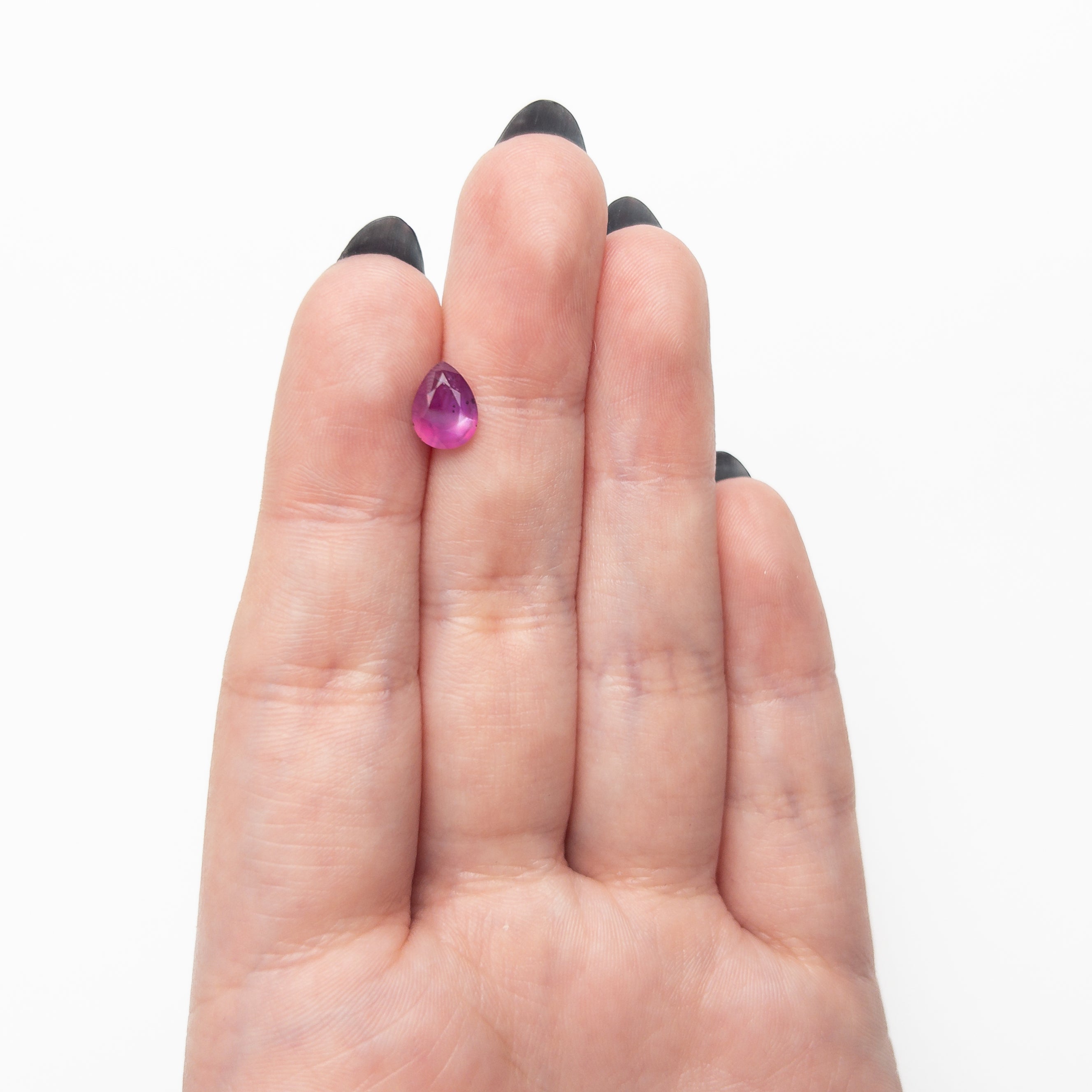 1.55ct 8.52x6.32x3.49mm Pear Brilliant Sapphire 27956-31-Staghead Designs