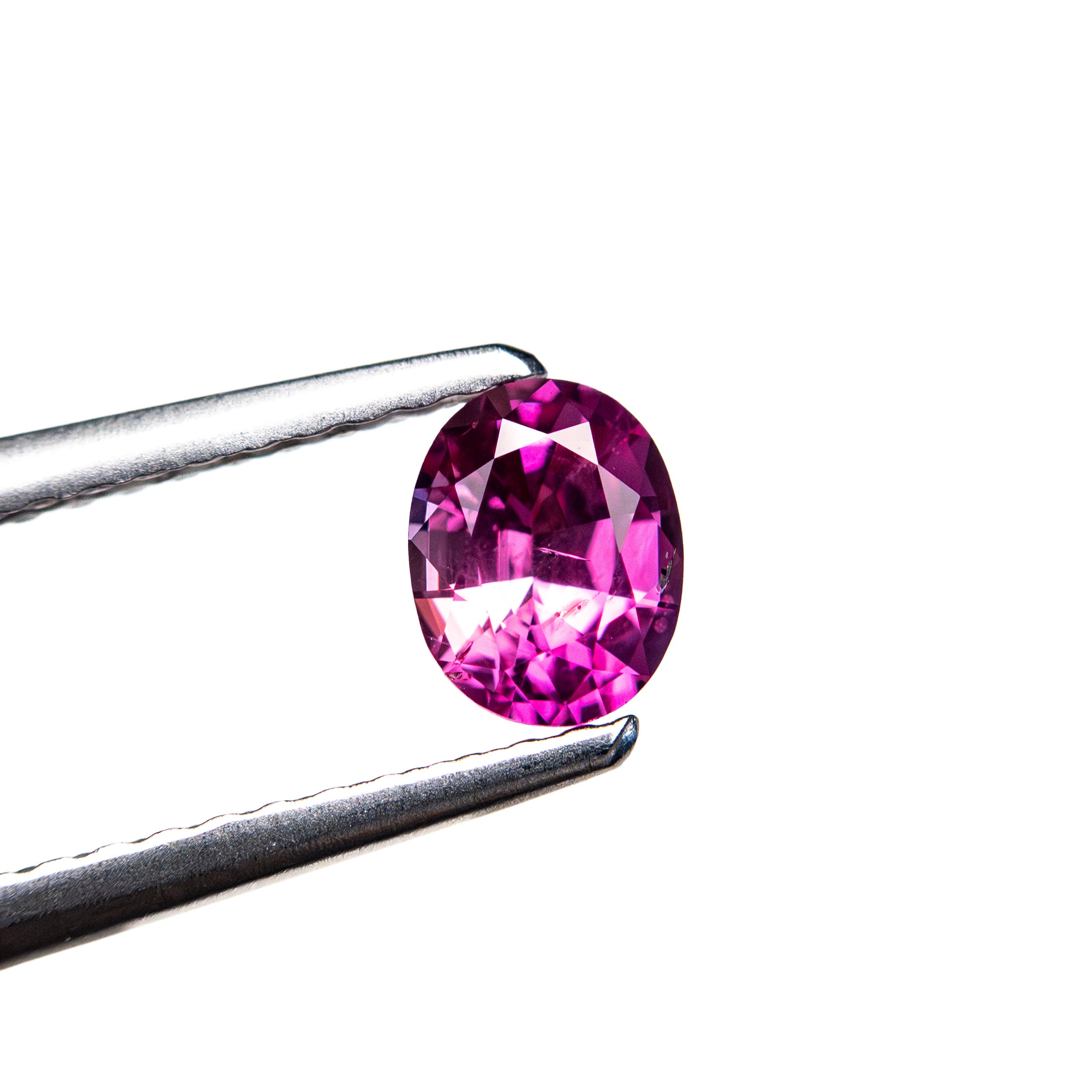 0.51ct 5.35x4.19x2.86mm Oval Brilliant Sapphire 27957-16-Staghead Designs