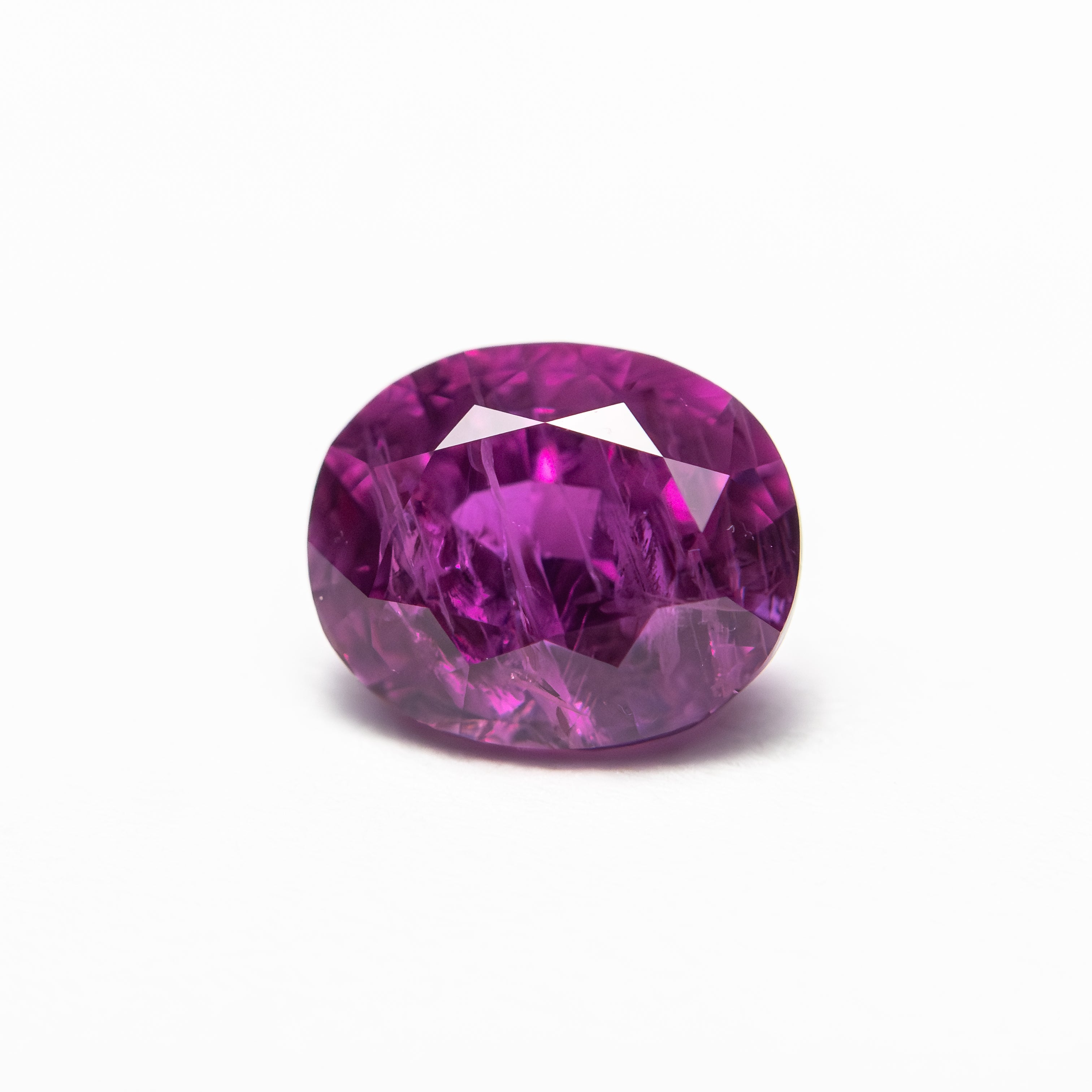 1.79ct 7.56x6.21x4.57mm Oval Brilliant Sapphire 27957-36-Staghead Designs