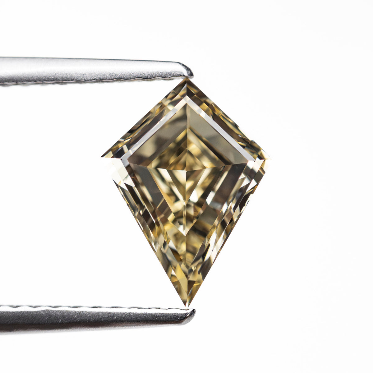 1.53ct 10.11x7.48x4.12mm VVS1 C5 Kite Step Cut 🇨🇦 27986-01-Staghead Designs