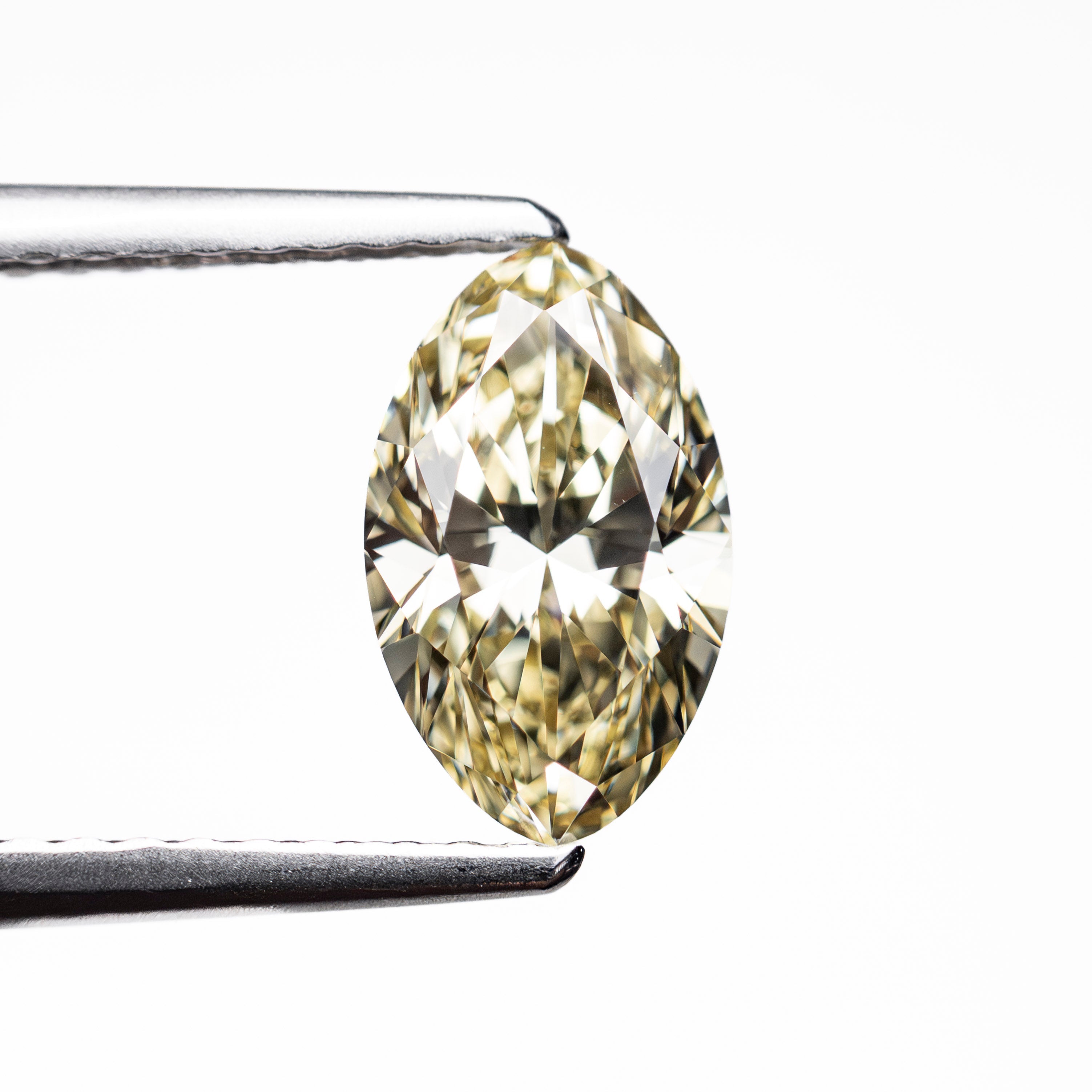 HOLD #D17182 July 7th 2026 // 1.14ct 9.10x5.50x3.64mm VVS2 Light Yellow Moval Brilliant 🇨🇦 27993-01-Staghead Designs