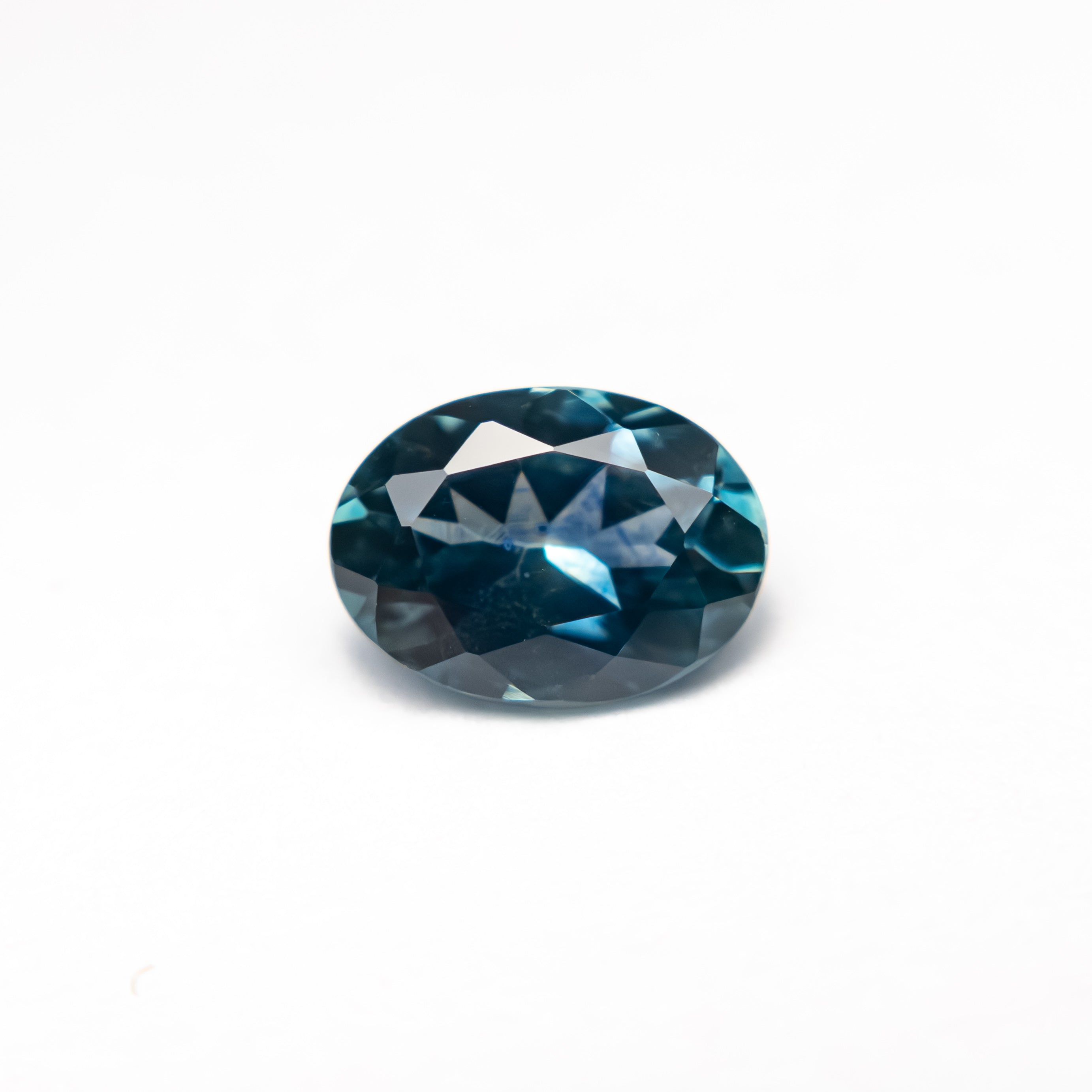 1.13ct 7.38x5.45x345mm Oval Brilliant Sapphire 28028-01-Staghead Designs