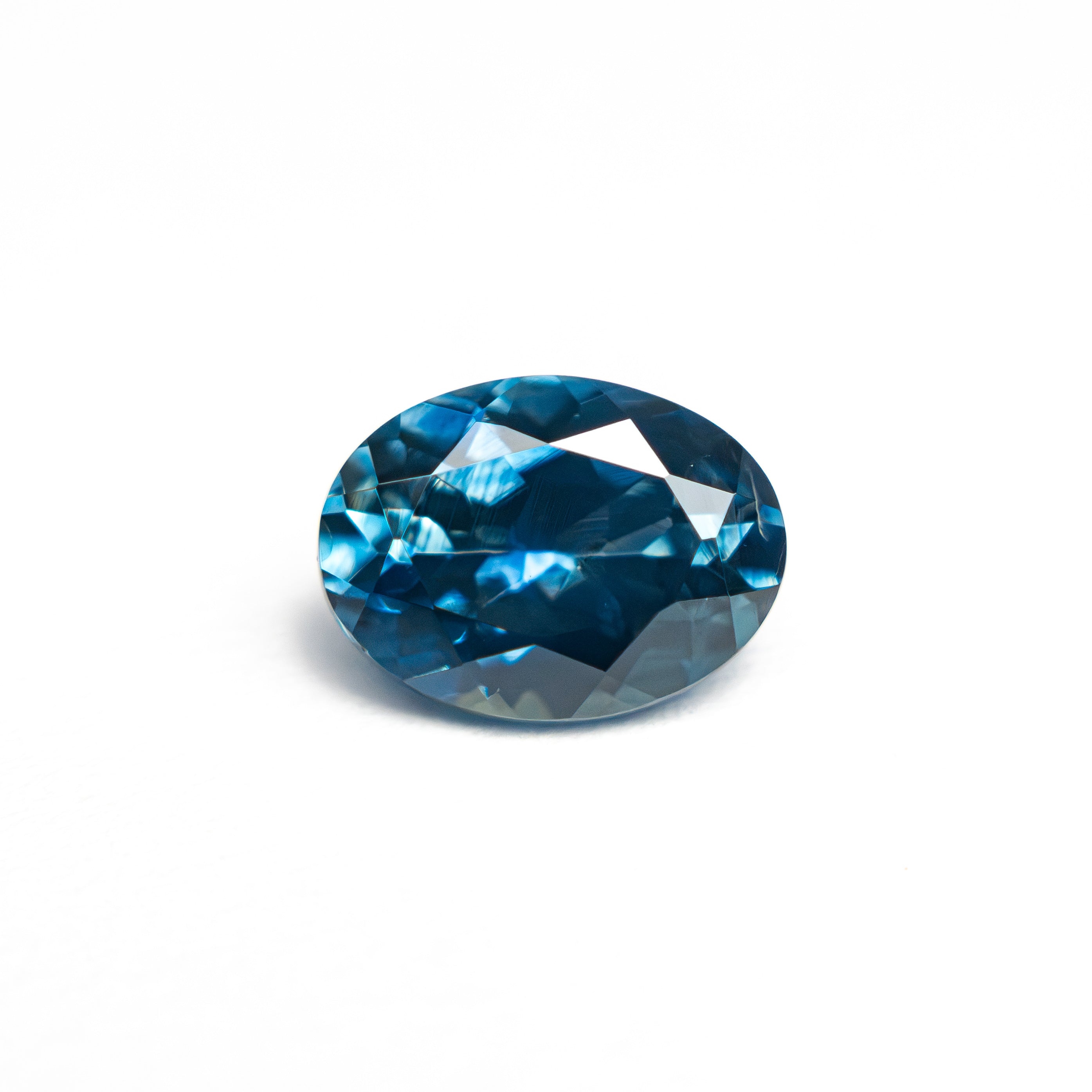 1.22ct 7.41x5.49x3.59mm Oval Brilliant Sapphire 28028-09-Staghead Designs
