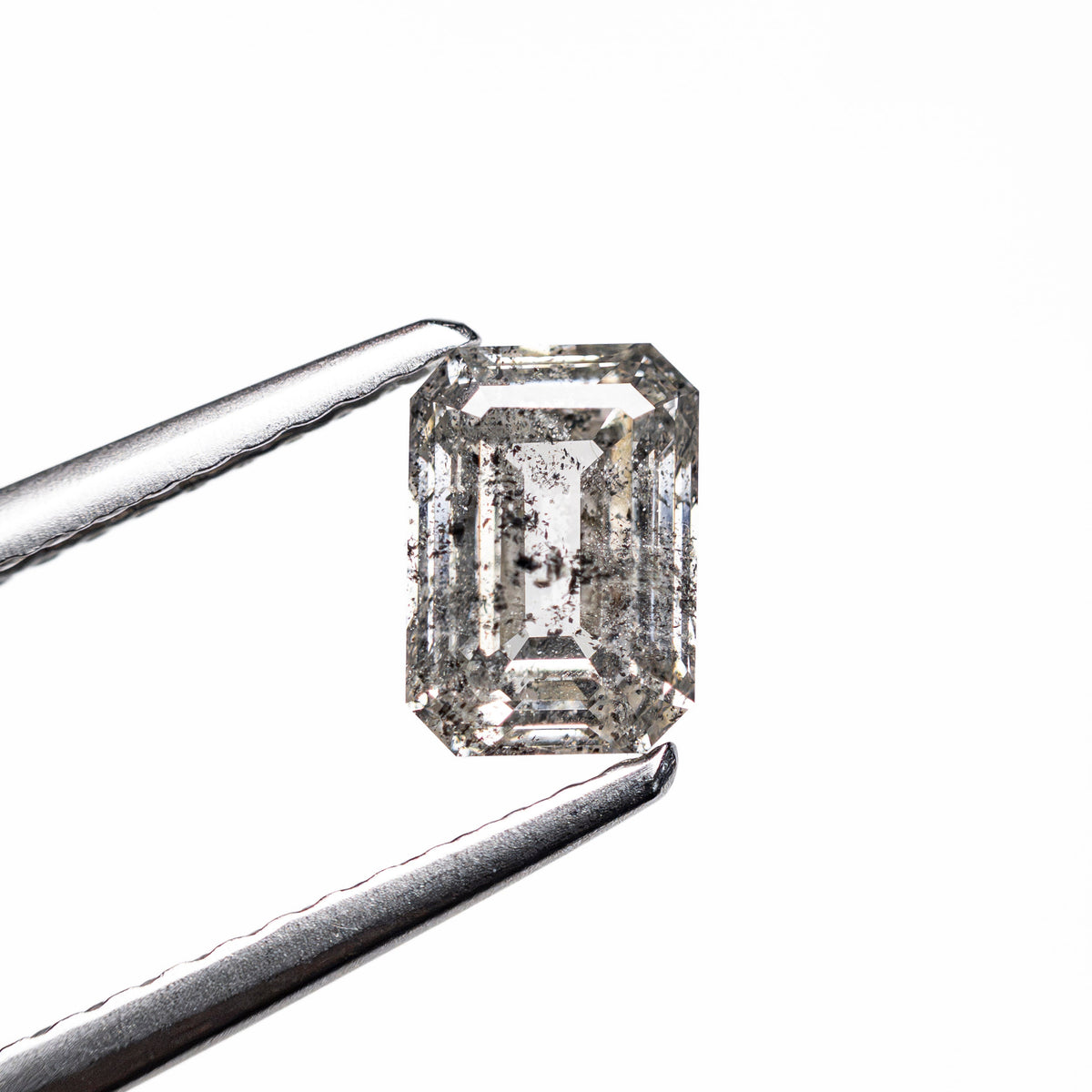 0.84ct 6.26x4.38x2.80mm Cut Corner Rectangle Step Cut 🇨🇦 28135-01-Staghead Designs