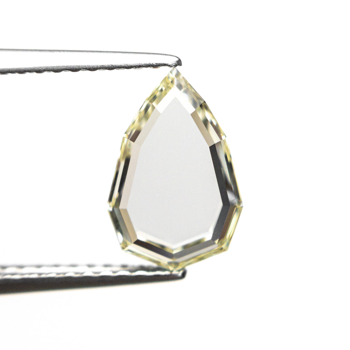 1.27ct 10.22x6.81x1.99mm GIA VS1 Q-R Geo Pear Portrait Cut 28329-01-Staghead Designs