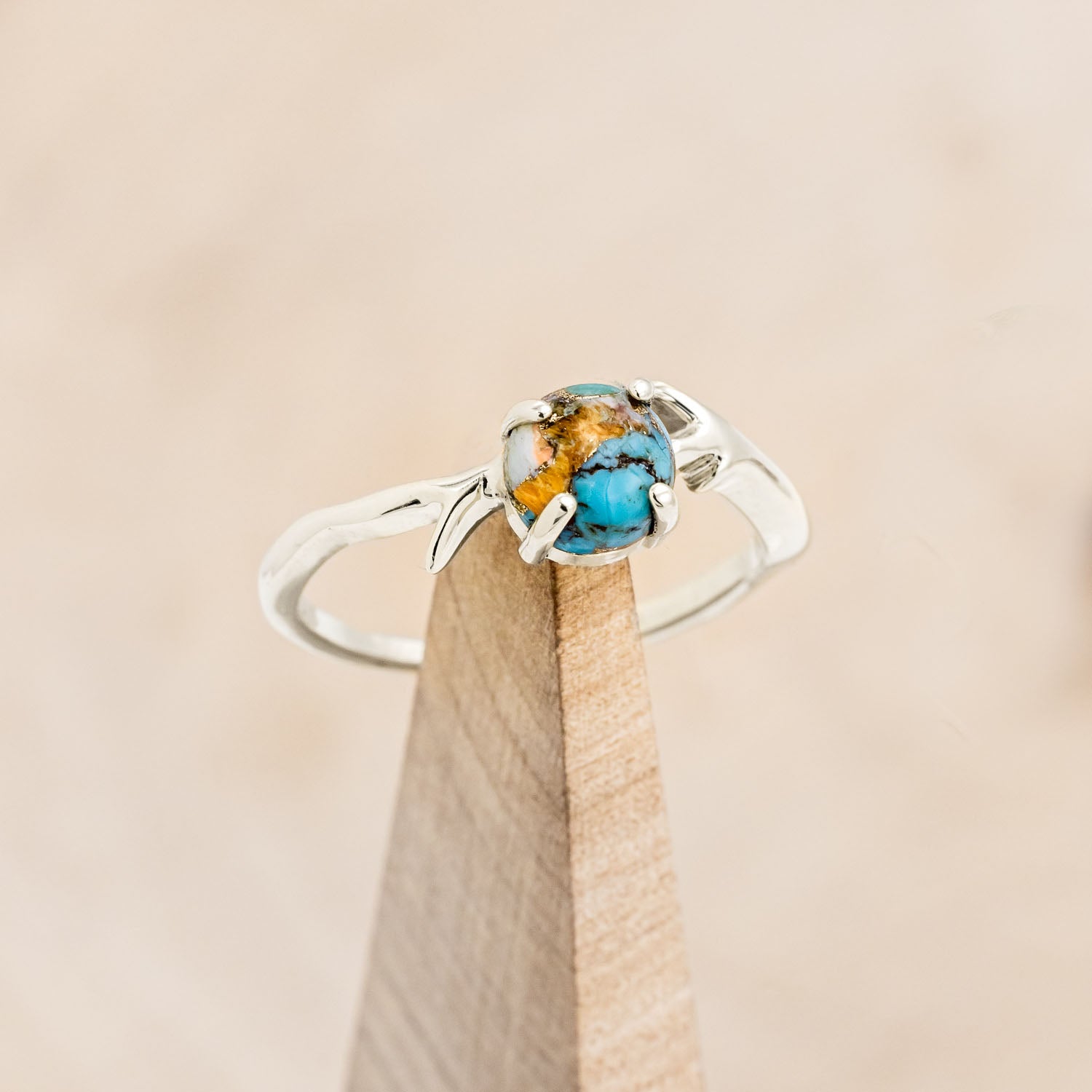 "ARTEMIS" - ROUND CUT ENGAGEMENT RING WITH AN ANTLER-STYLE STACKING BAND-Staghead Designs