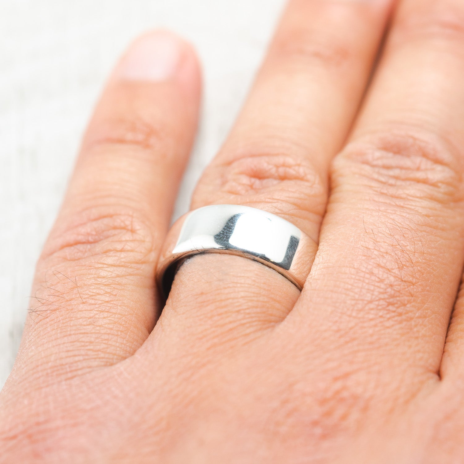 "ARGOS" - WHISKEY BARREL OAK & LAPIS LAZULI LINED WEDDING BAND-7