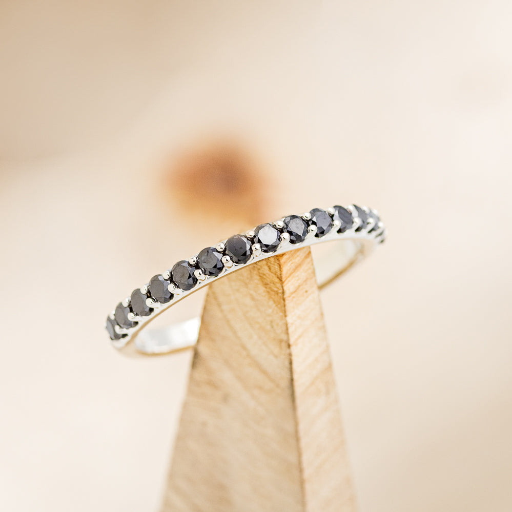 BLACK DIAMONDS STACKING BAND IN 14K GOLD-1