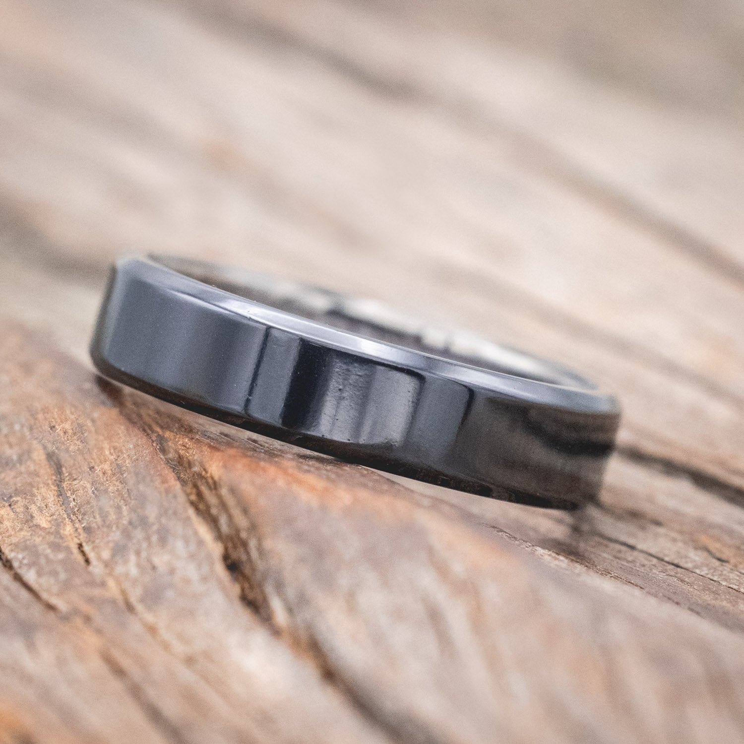 ANTLER LINED WEDDING BAND-Staghead Designs