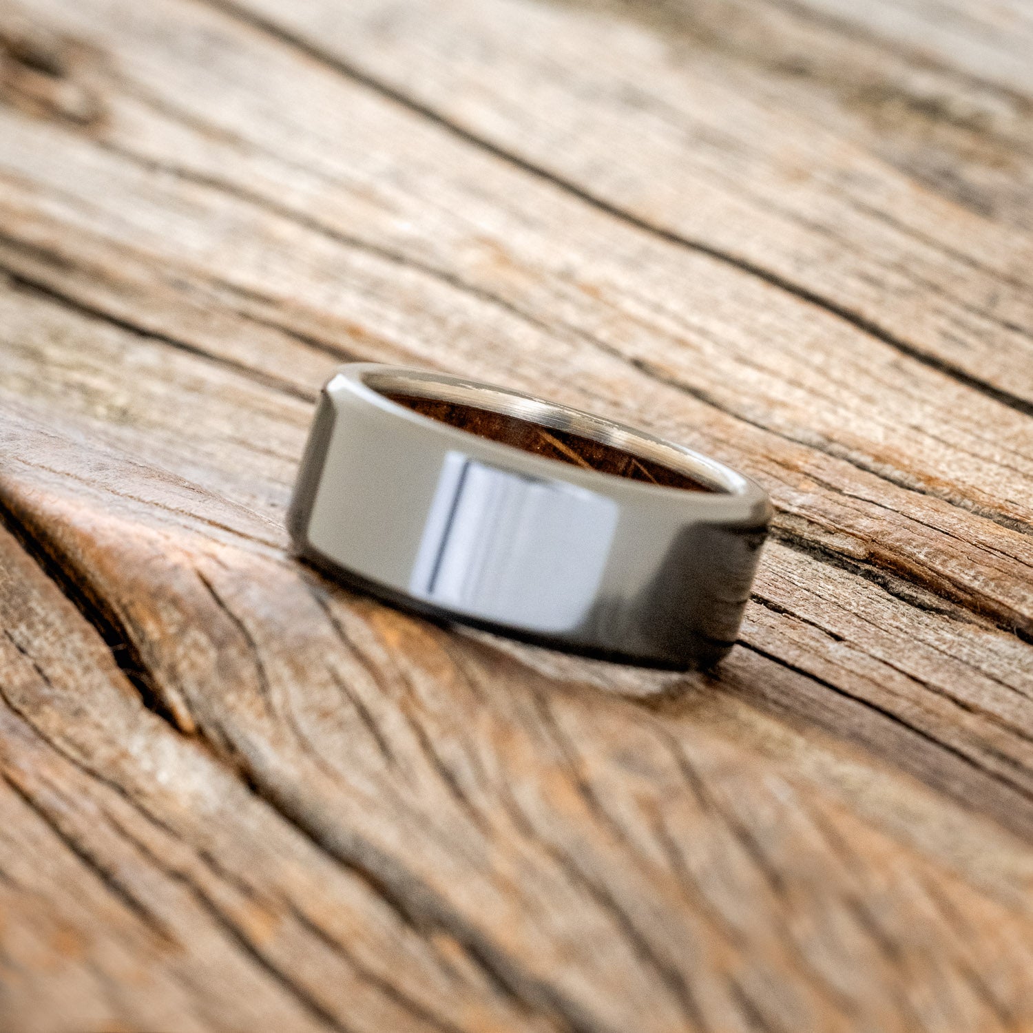 WHISKEY BARREL LINED WEDDING BAND-15