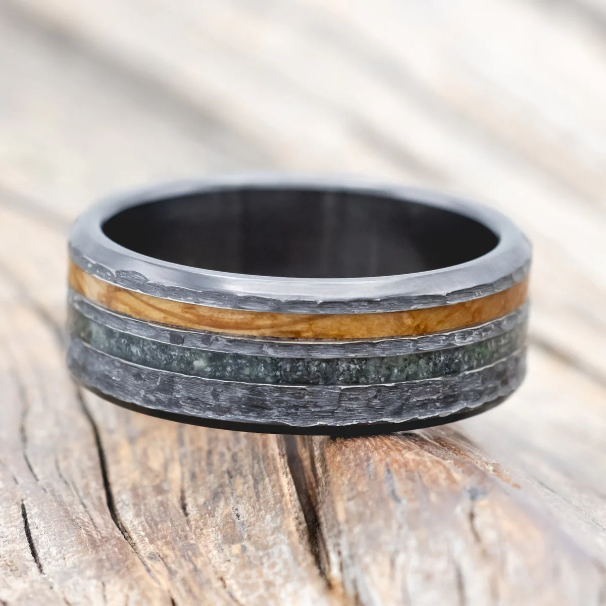 "Cosmo" - Whiskey Barrel Oak & Moss Agate Wedding Ring Featuring A Hammered Finish - Black Zirconium (8mm) - Size 11