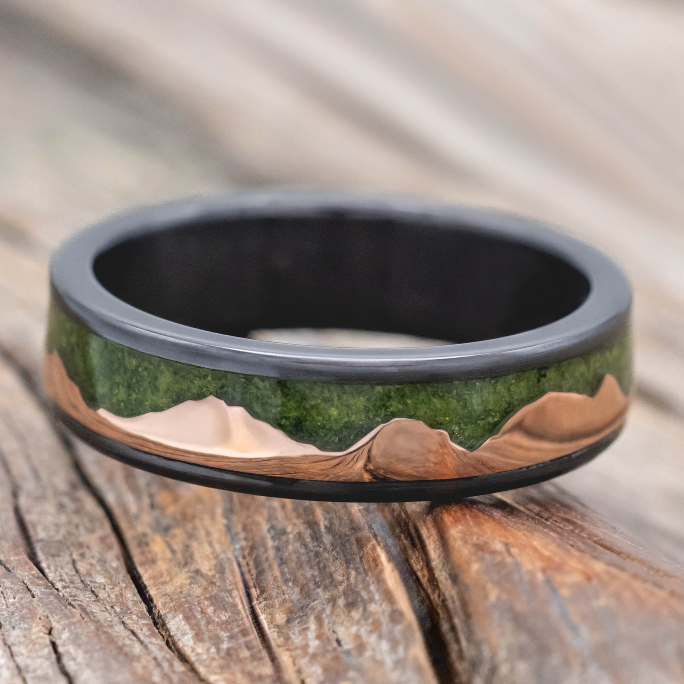 "HELIOS" - MOSS & 14K GOLD MOUNTAIN RANGE WEDDING BAND-Staghead Designs