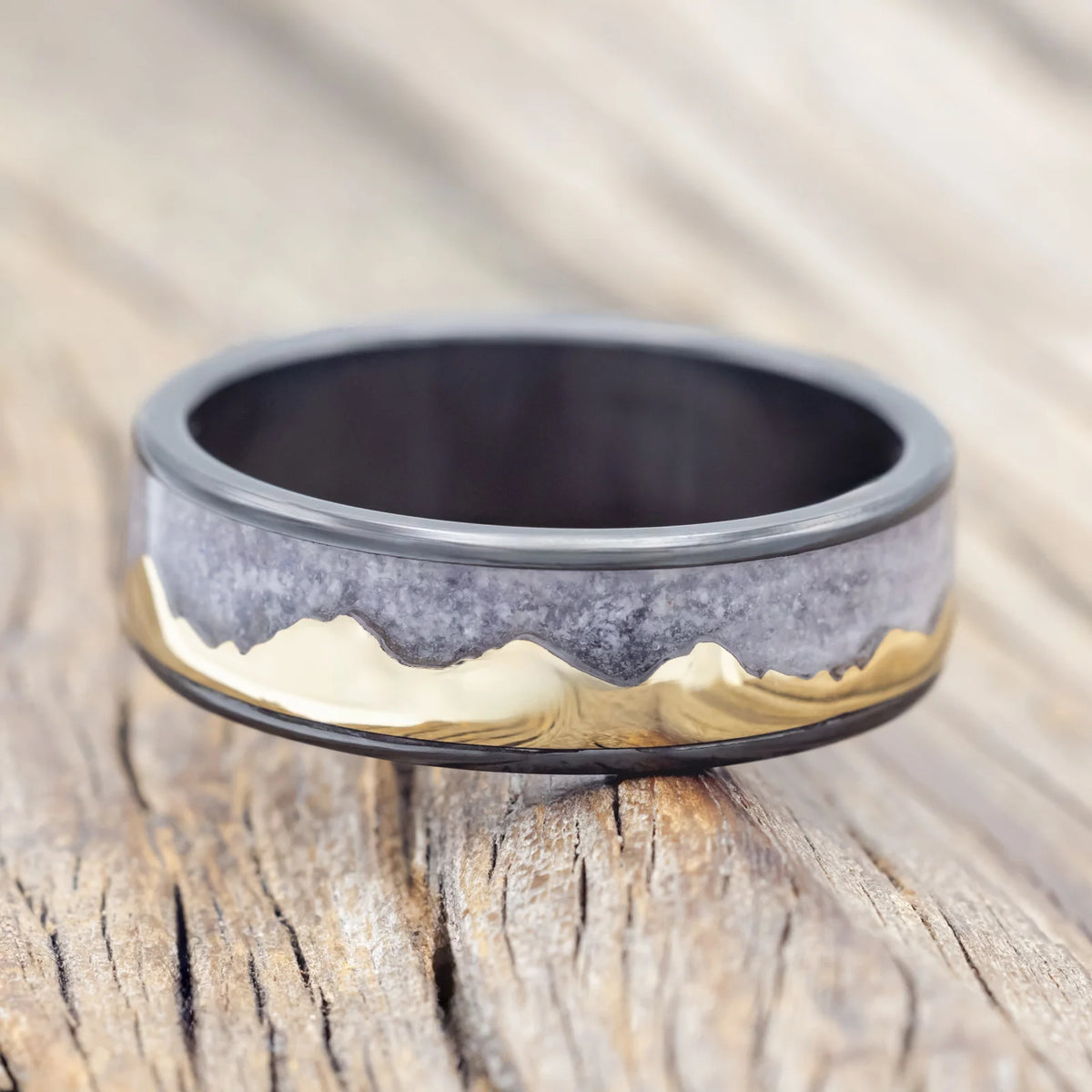 "Helios" - 14K Gold Andes Mountain Range With Crushed Amethyst Inlay Wedding Band - Black Zirconium (8mm) - Size 7