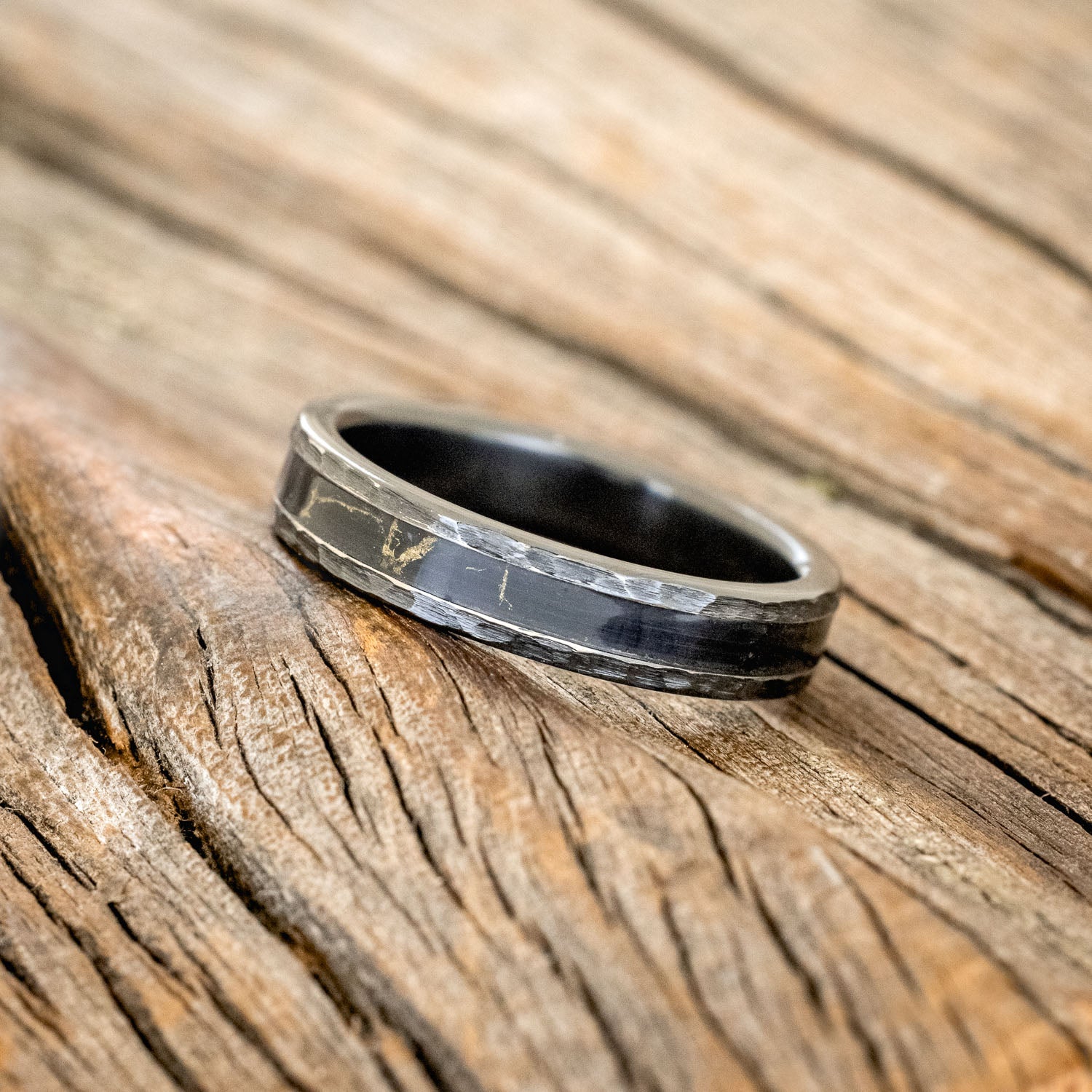 "PERENNA" - BLACK & GOLD MATRIX TRUSTONE STACKING BAND WITH HAMMERED FINISH-2