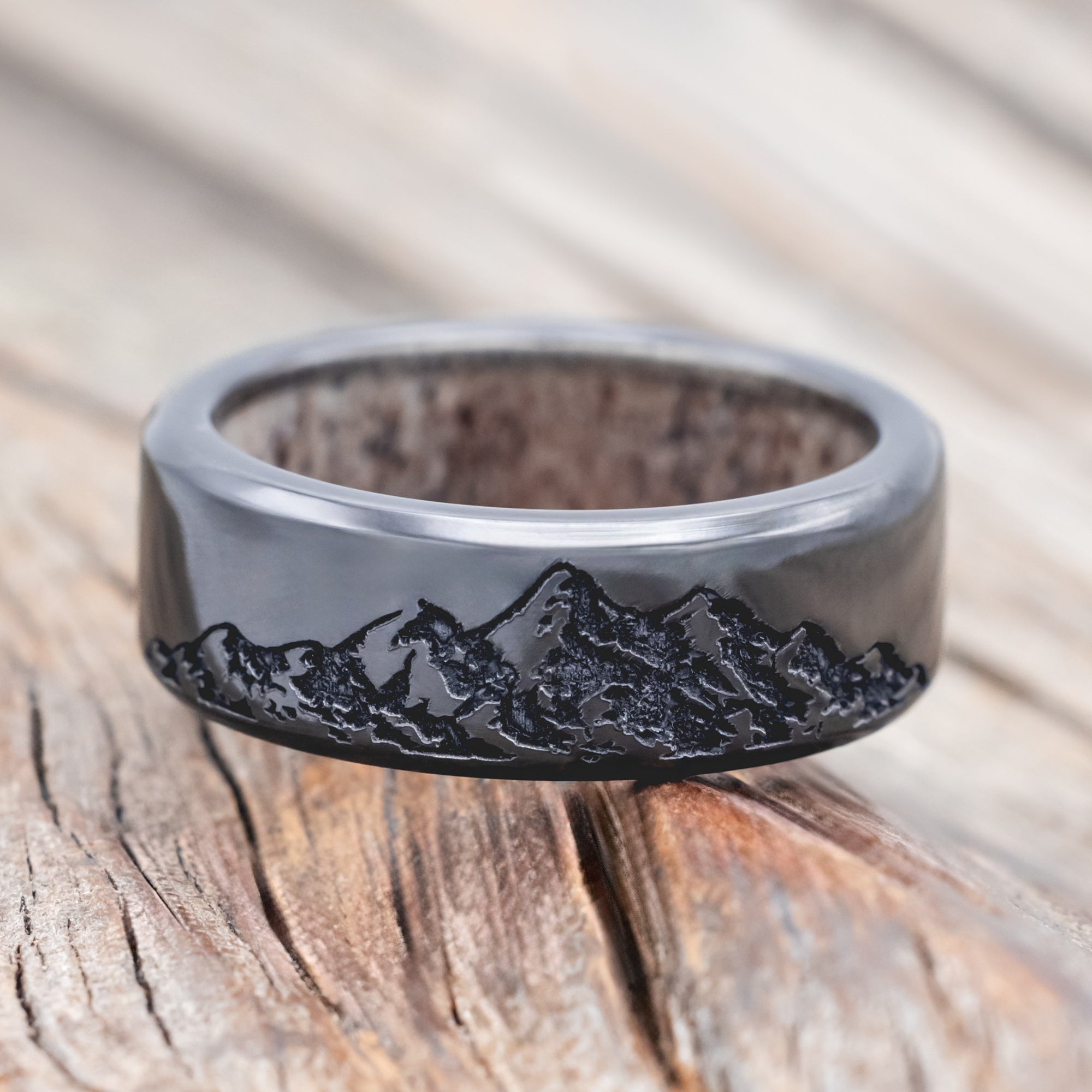"HORIZON" - MOUNTAIN ENGRAVED WEDDING BAND WITH CUSTOM LINING-Staghead Designs