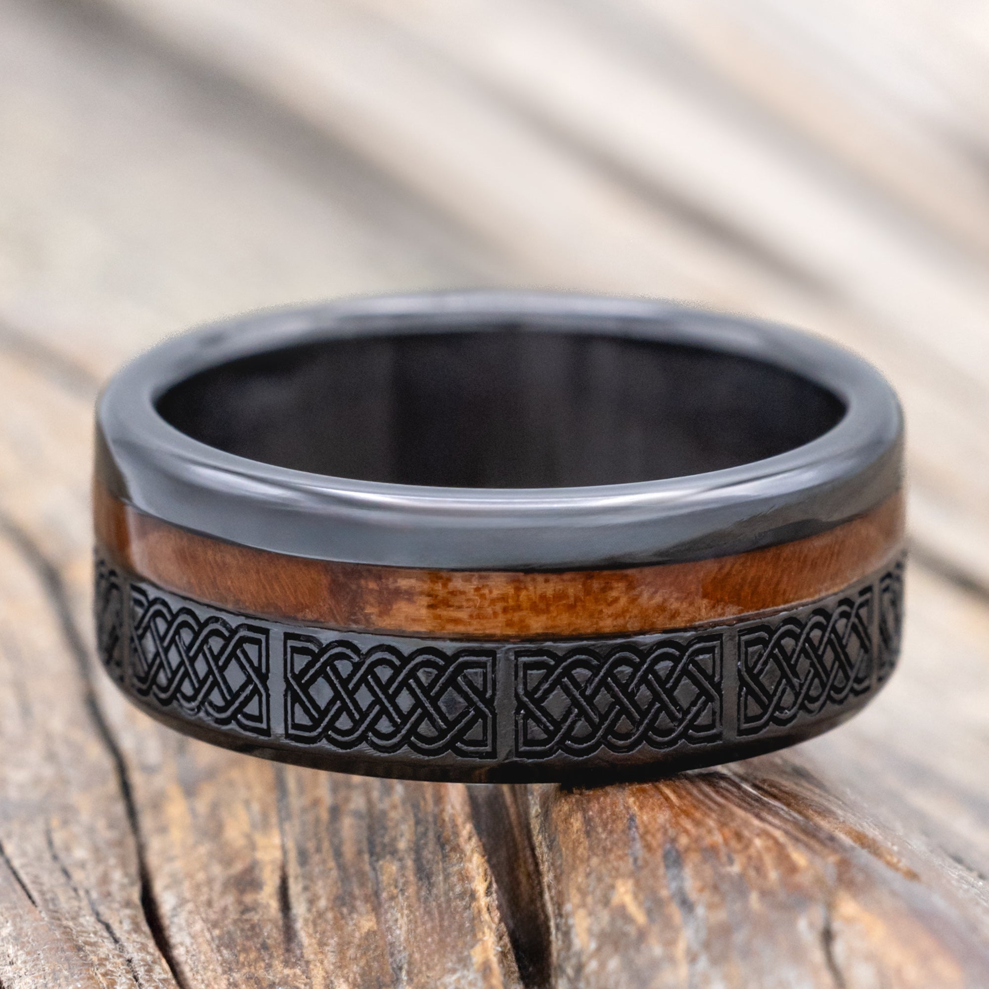"Vertigo" - Celtic Sailor's Knot Engraved With Redwood Wedding Ring-Staghead Designs