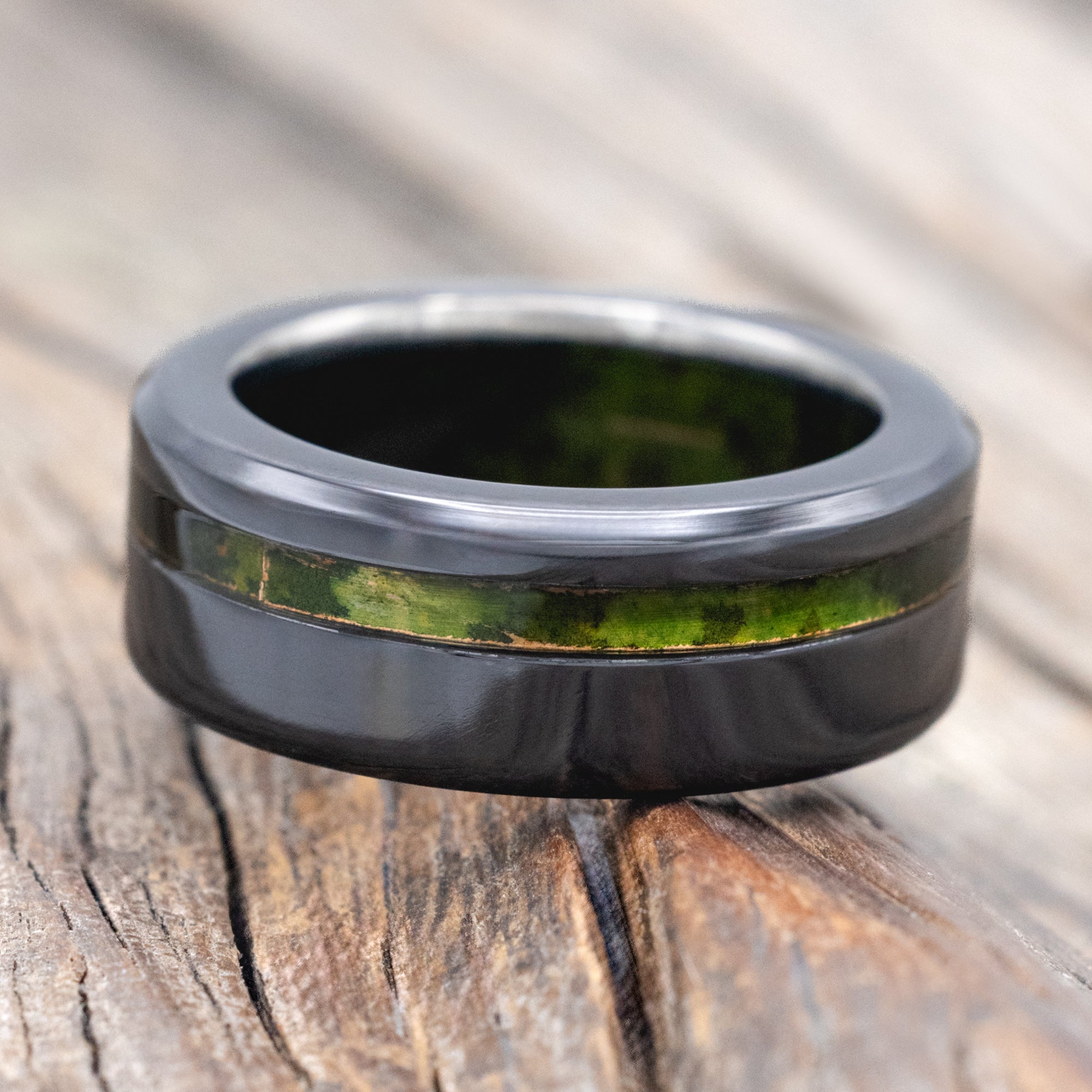 "VERTIGO" - MOSSY PATINA COPPER INLAY & LINING WEDDING RING-Staghead Designs