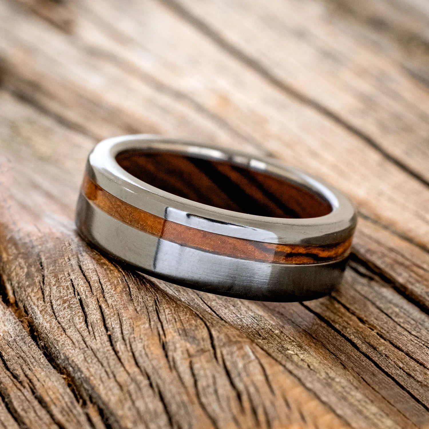 VERTIGO - IRONWOOD LINING & INLAY WEDDING RING - BLACK ZIRCONIUM - S –  Staghead Designs