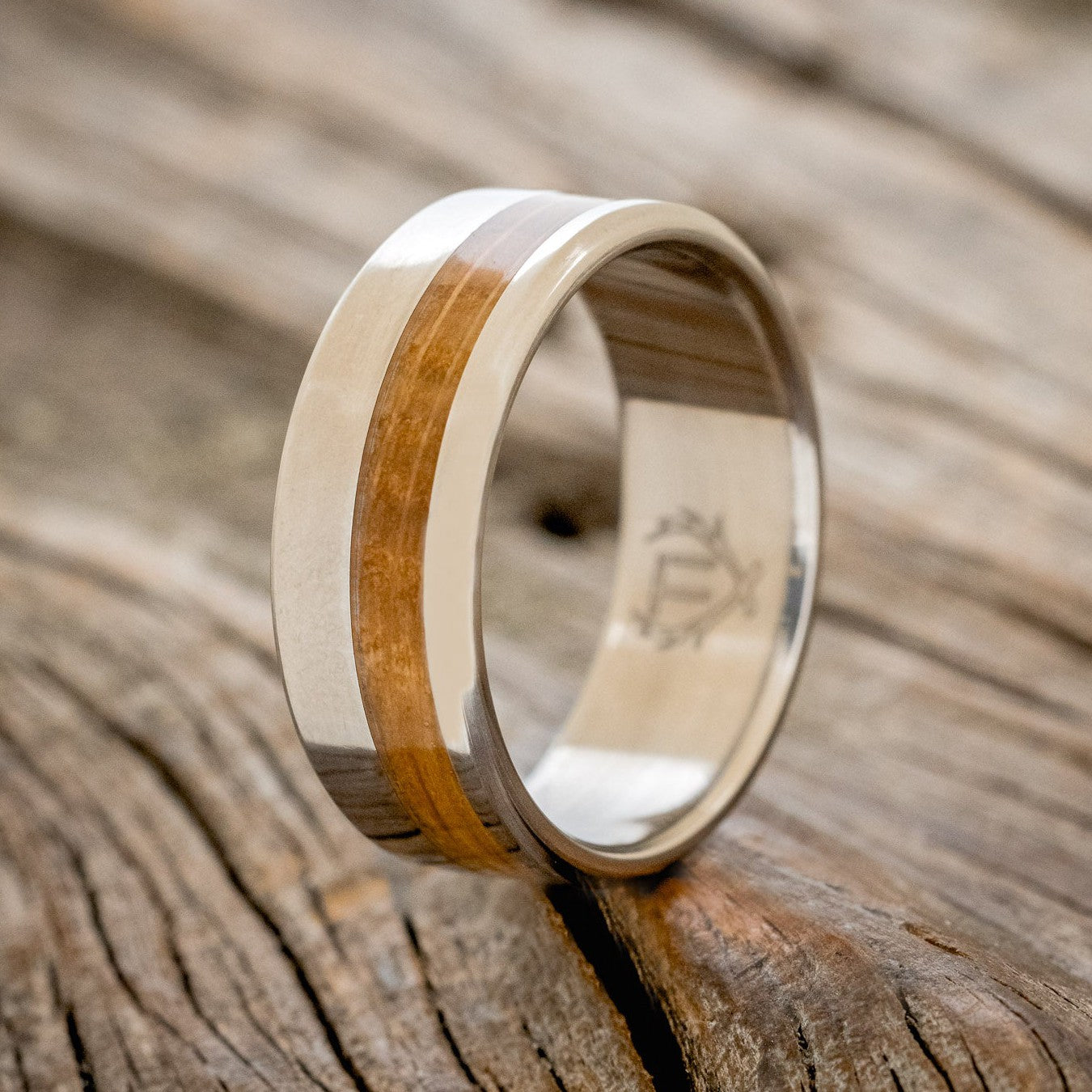 "CASTOR" - WHISKEY BARREL OAK WEDDING RING-1