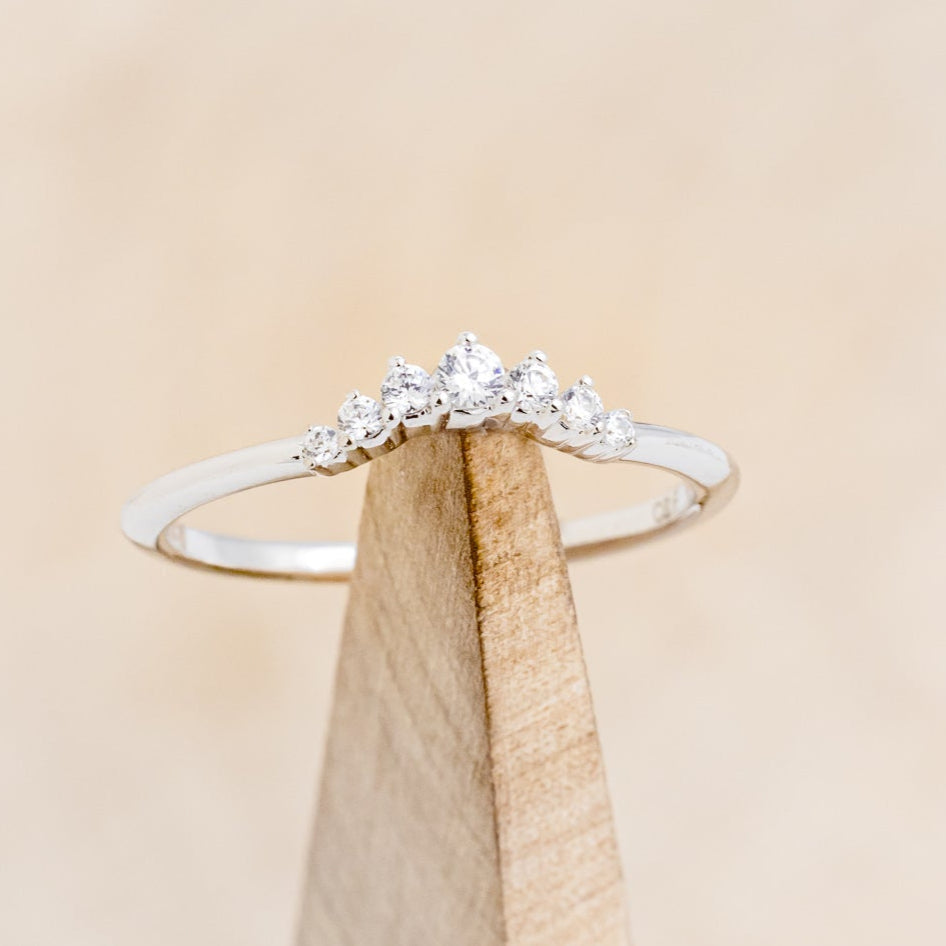 CONTOUR TRACER WITH DIAMOND ACCENTS-1