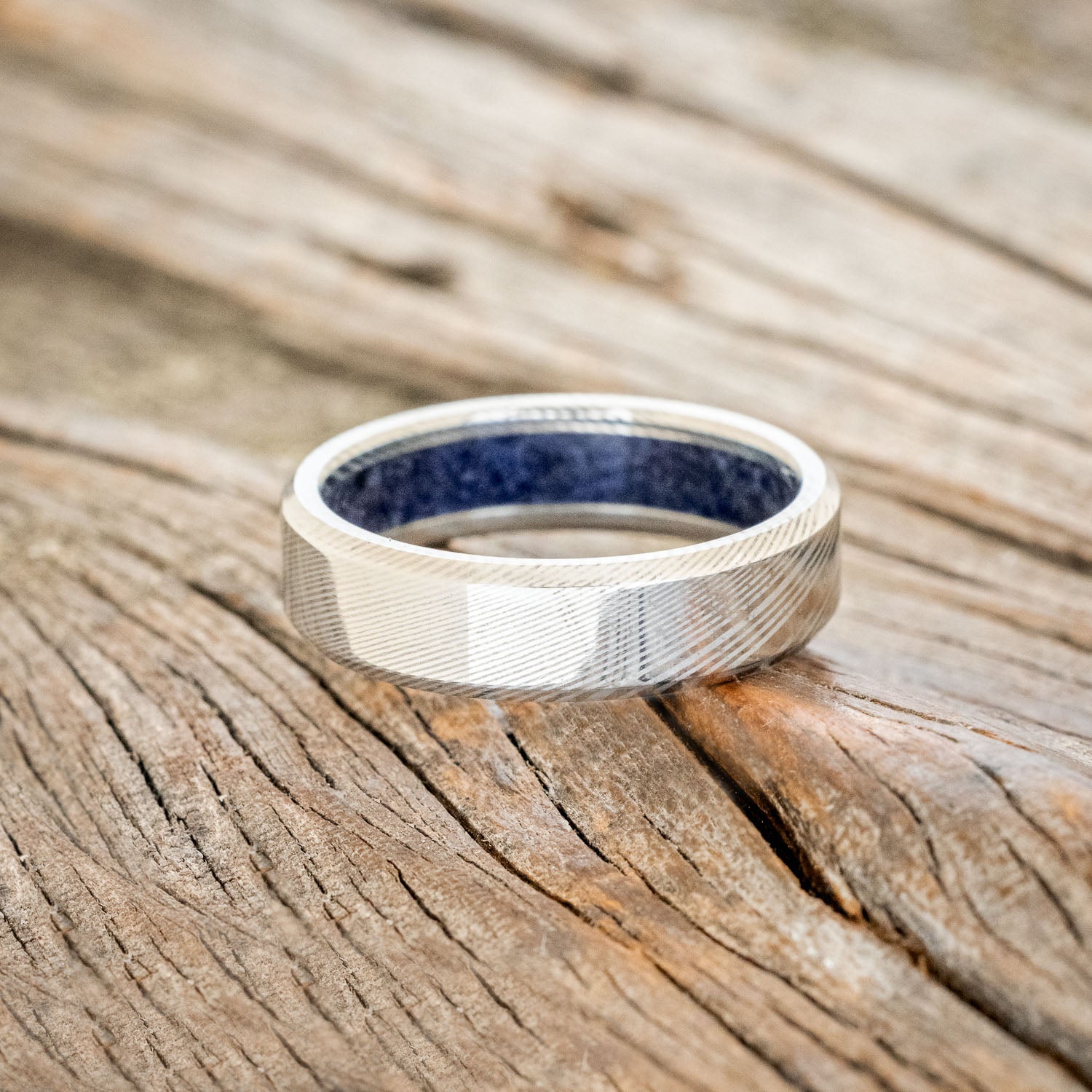 BLUE GOLDSTONE CHANNEL LINED RING-9