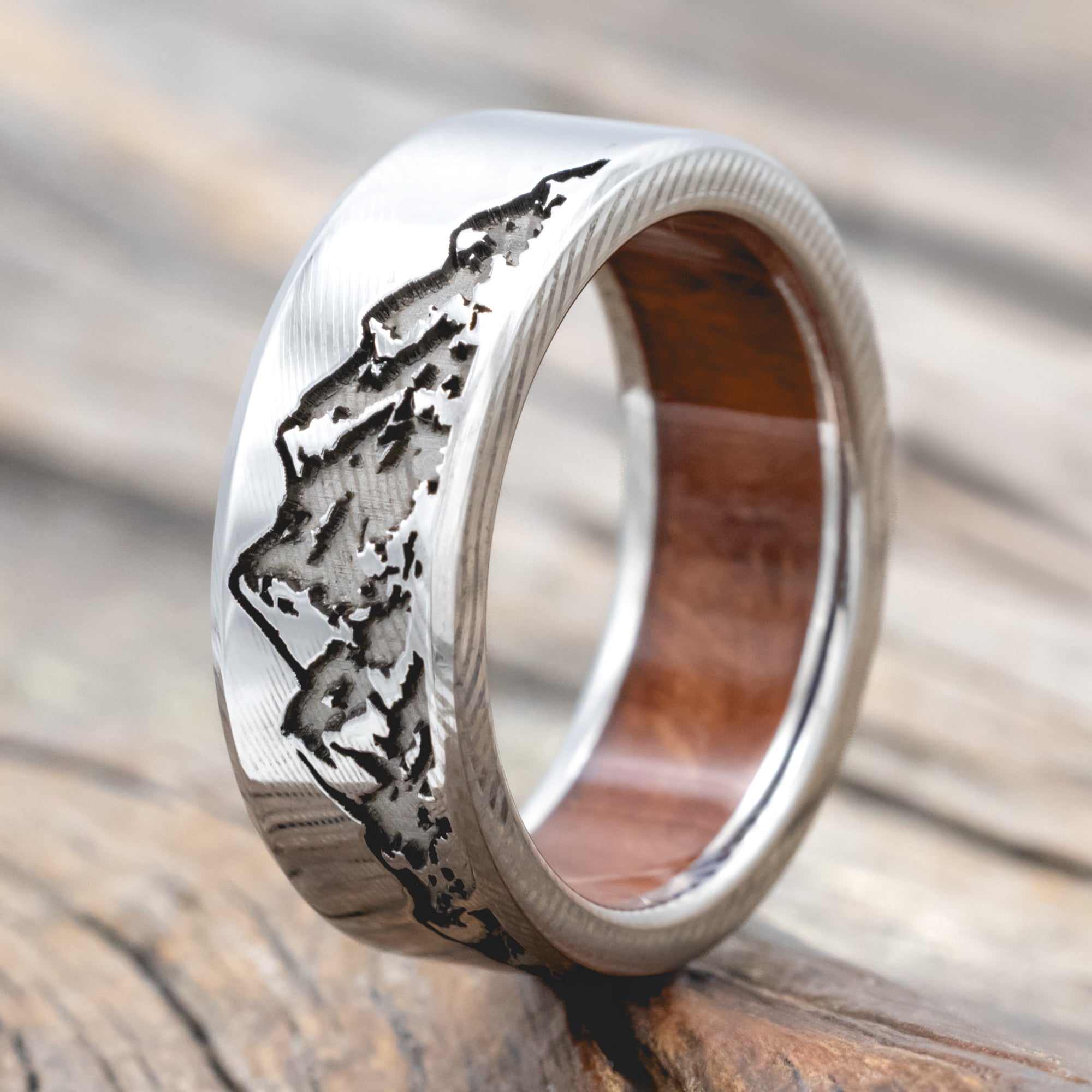 "HORIZON" - MOUNTAIN ENGRAVED WEDDING BAND WITH CUSTOM LINING-Staghead Designs