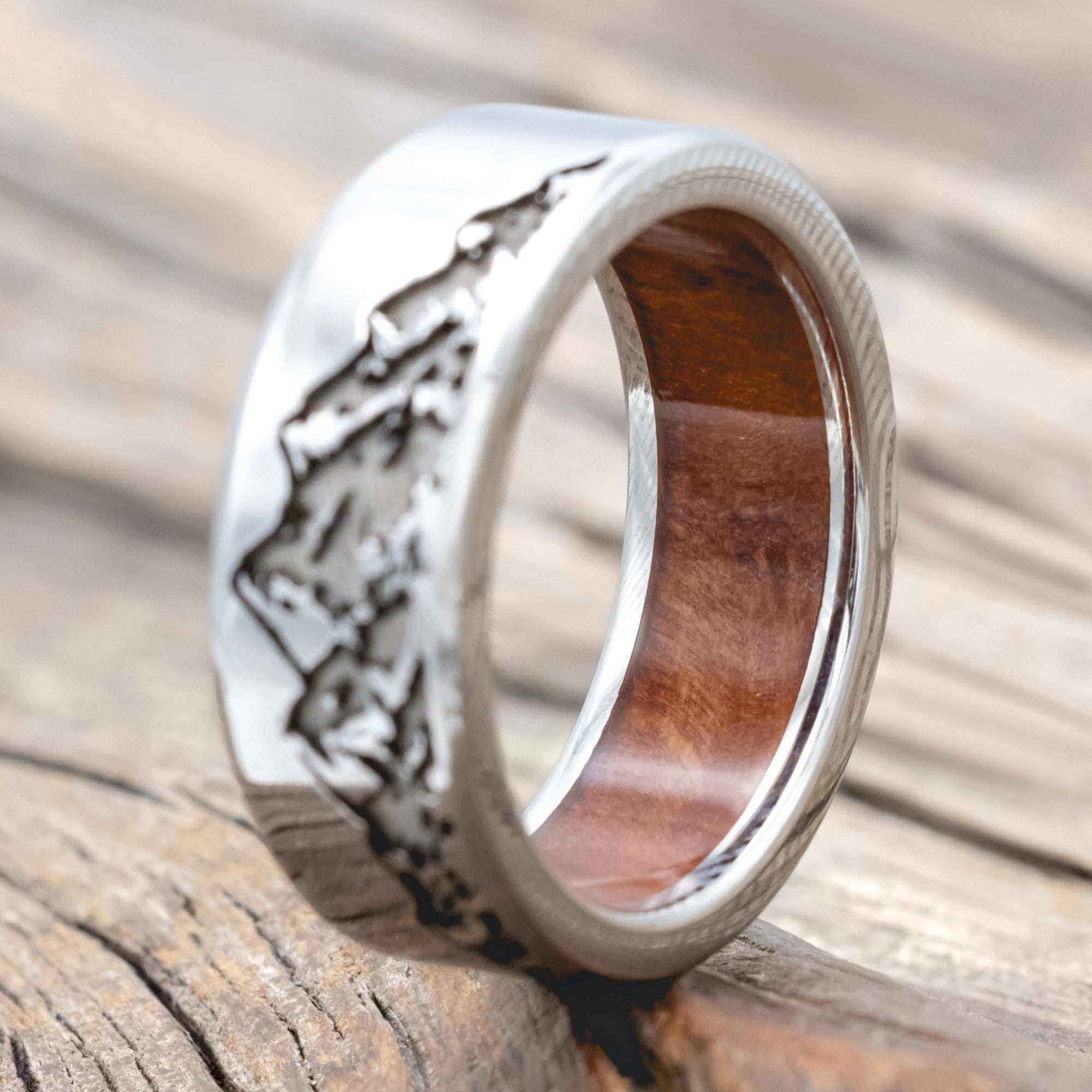 "HORIZON" - MOUNTAIN ENGRAVED WEDDING BAND WITH CUSTOM LINING-Staghead Designs
