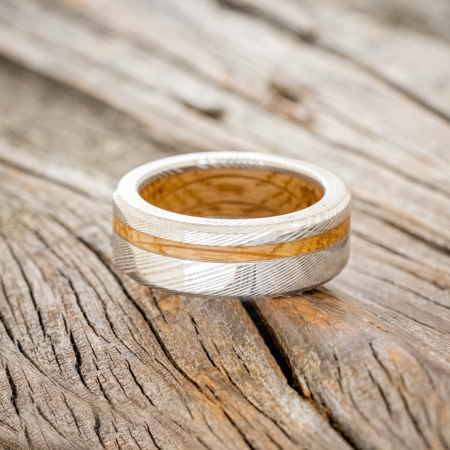 "VERTIGO" - WHISKEY BARREL OAK INLAY & LINING WEDDING RING-9