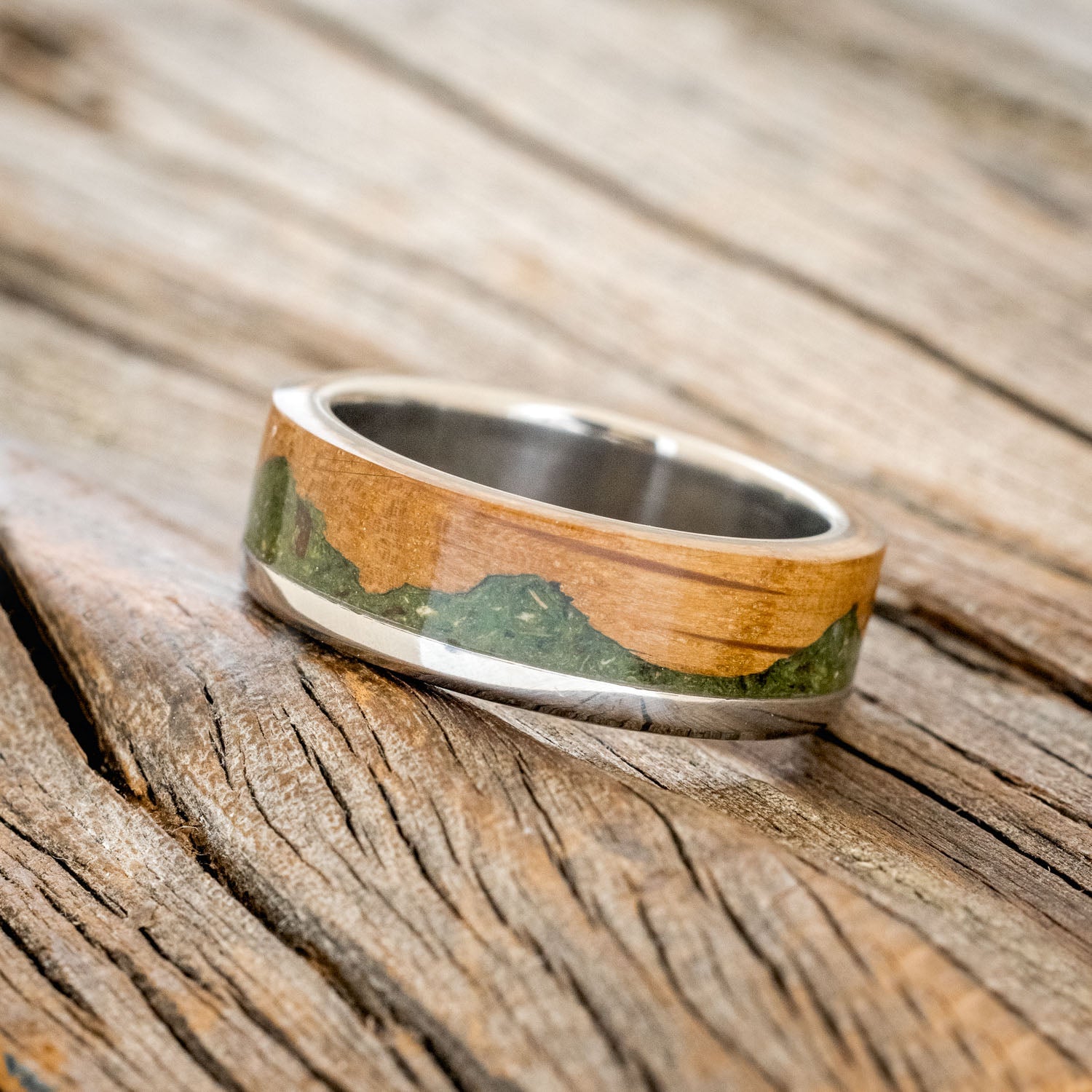 "EZRA" - WHISKEY BARREL OAK WITH MOSS WEDDING RING-1