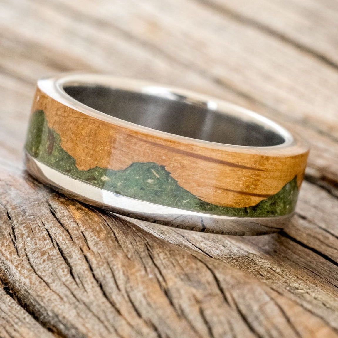 "EZRA" - WHISKEY BARREL OAK WITH MOSS WEDDING RING-1