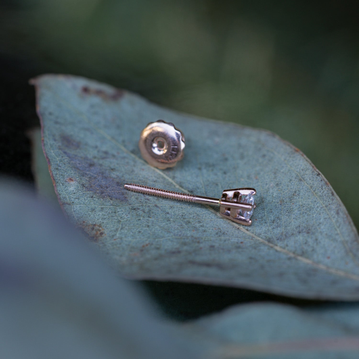 1/4 CTW NATURAL DIAMOND STUD EARRINGS IN 14K GOLD-8