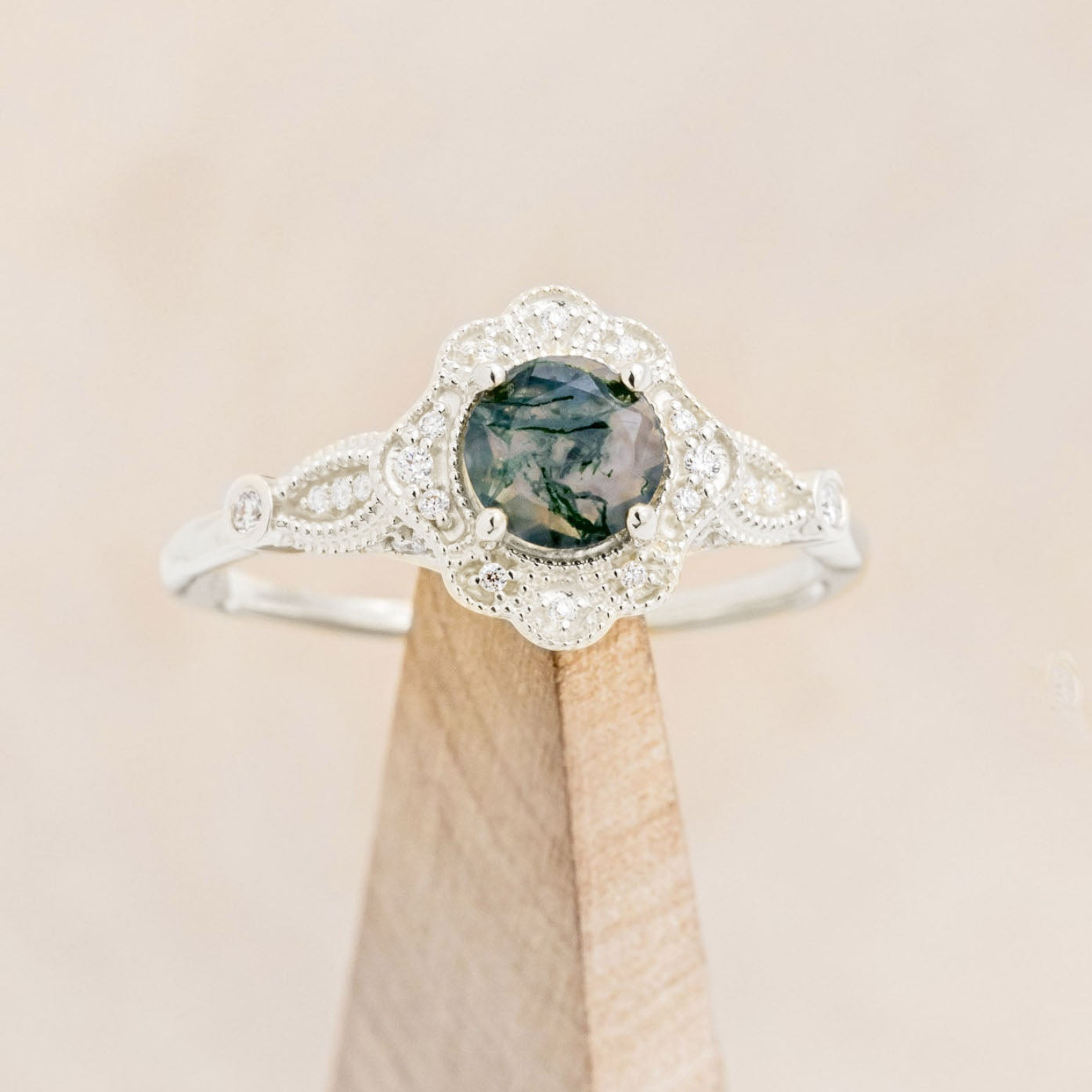"EILEEN" - ROUND CUT ENGAGEMENT RING WITH DIAMOND ACCENTS & TRACER-Staghead Designs
