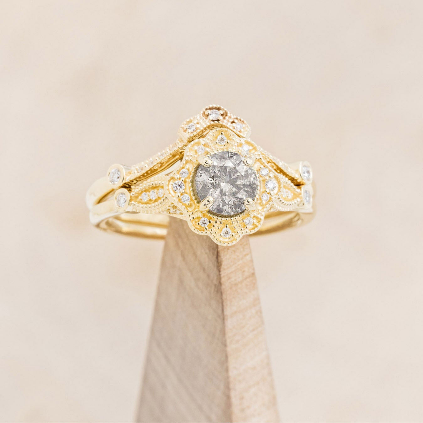 "EILEEN" - ROUND CUT ENGAGEMENT RING WITH DIAMOND ACCENTS & TRACER-Staghead Designs