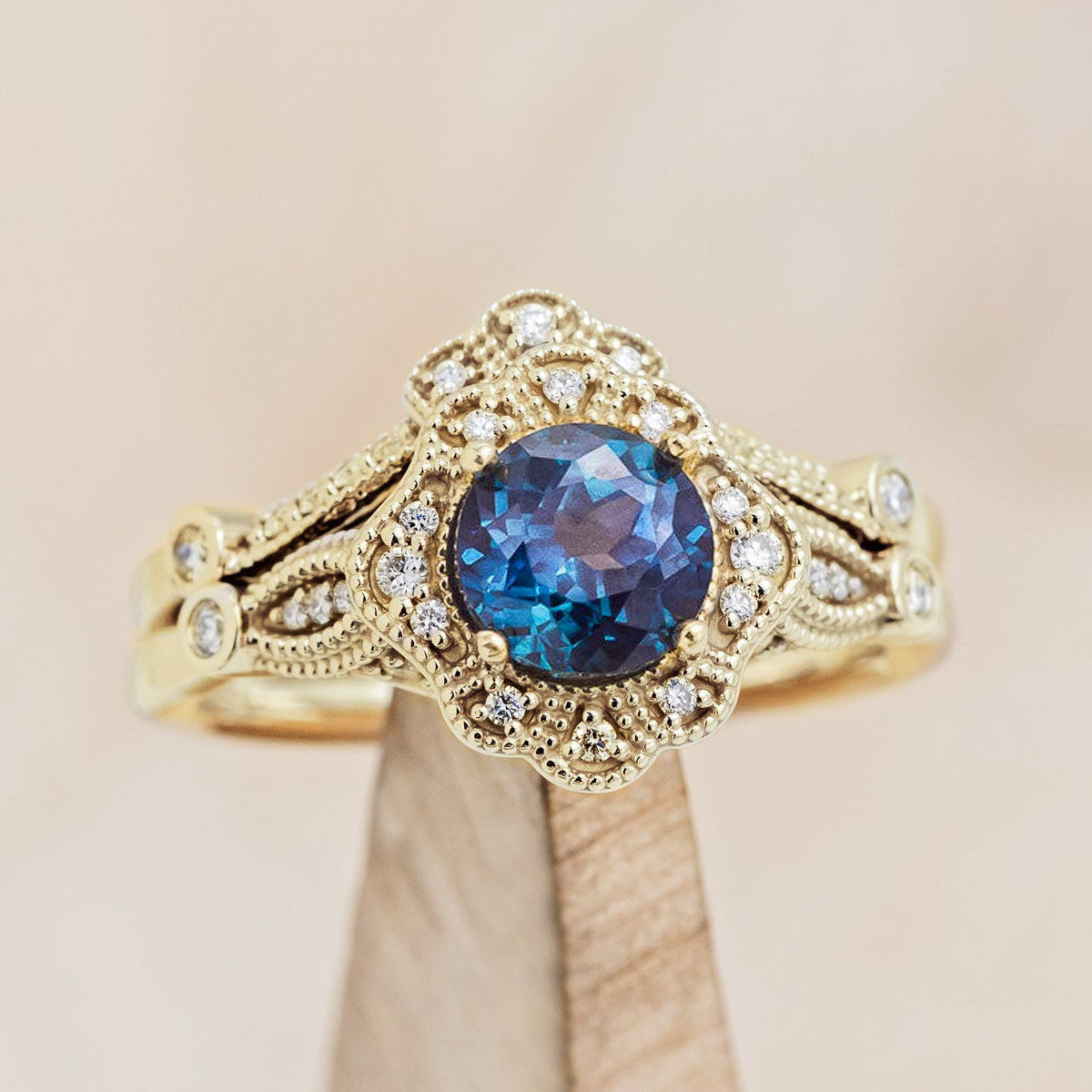 "EILEEN" - ROUND CUT ENGAGEMENT RING WITH DIAMOND ACCENTS & TRACER-Staghead Designs