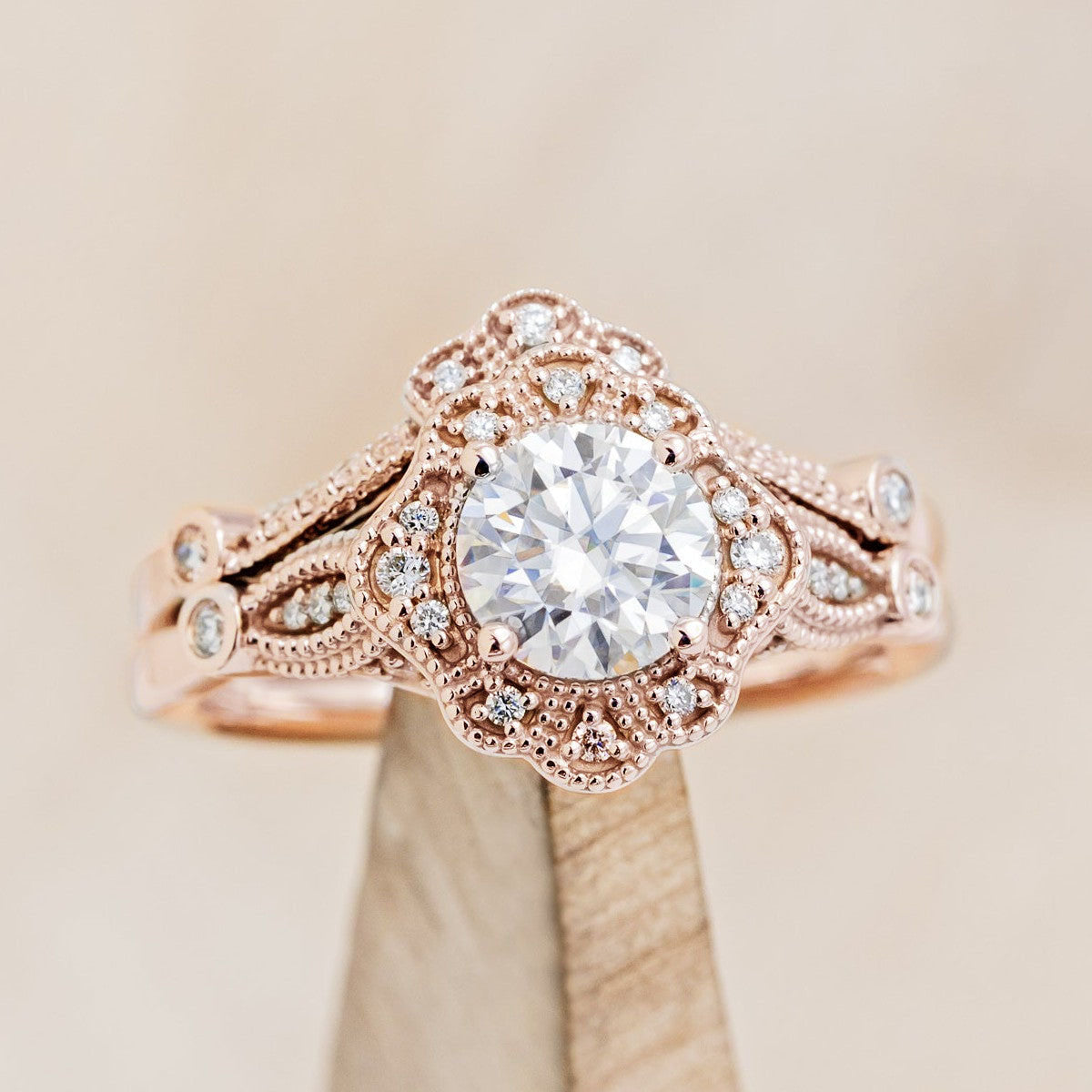 "EILEEN" - ROUND CUT ENGAGEMENT RING WITH DIAMOND ACCENTS & TRACER-Staghead Designs