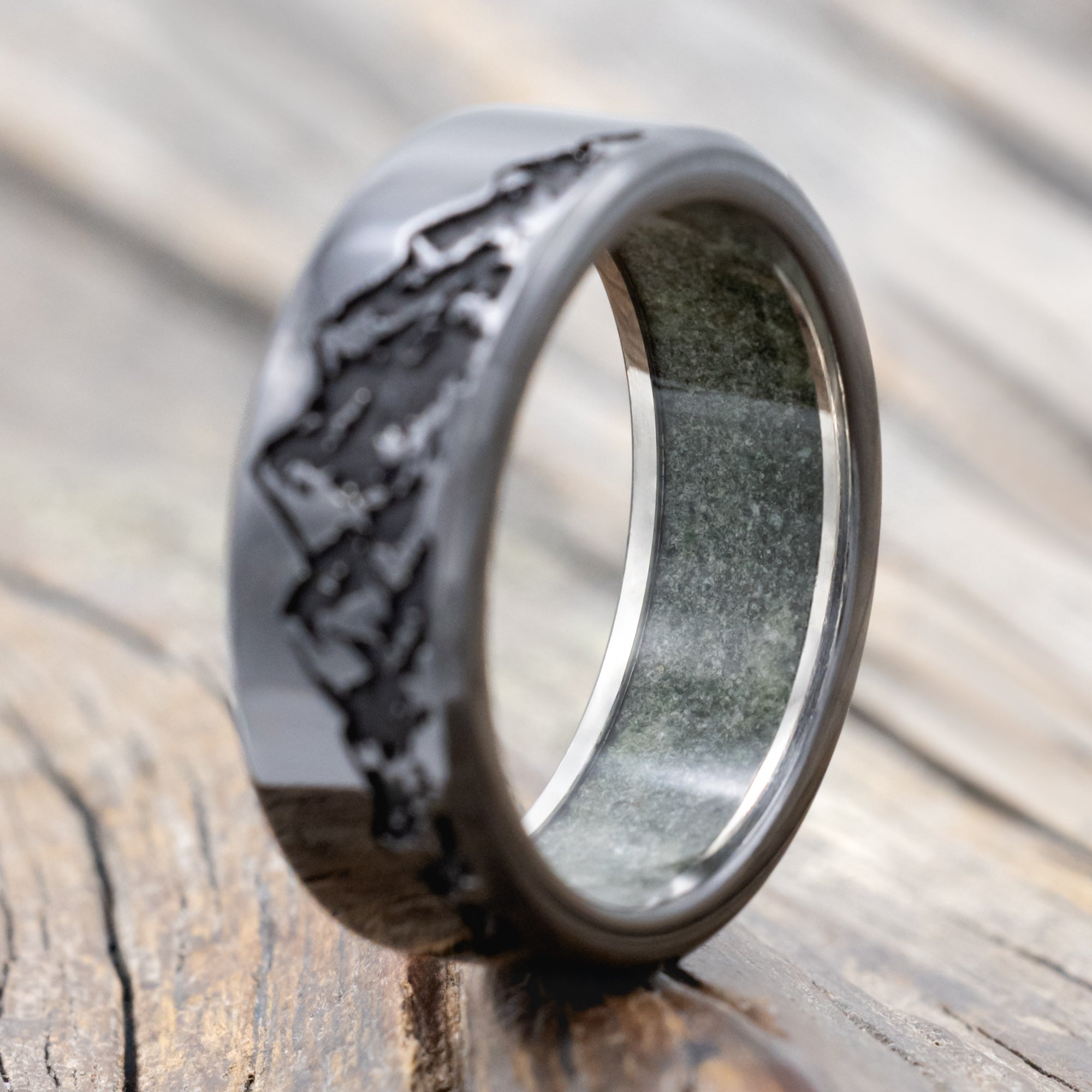"HORIZON" - MOUNTAIN ENGRAVED WEDDING BAND WITH CUSTOM LINING-Staghead Designs