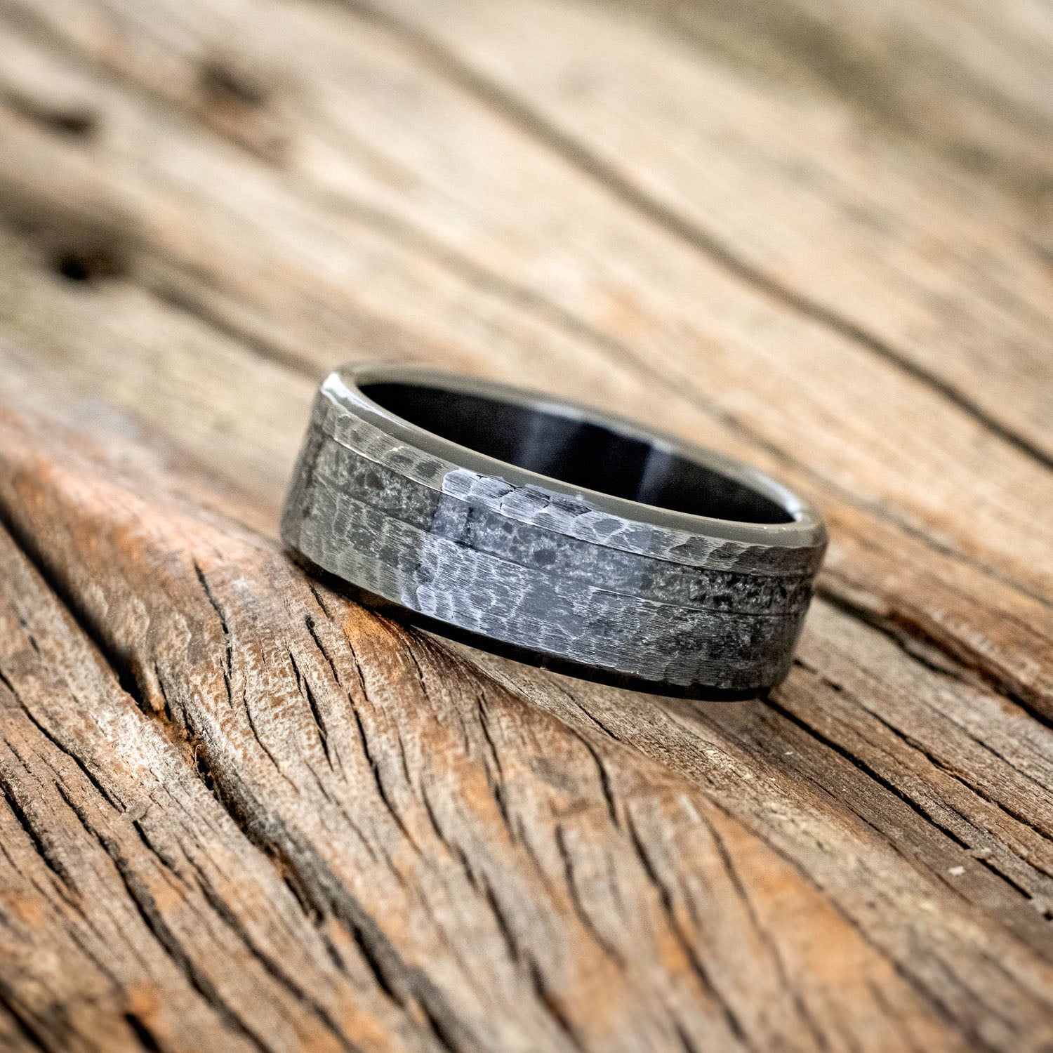 "VERTIGO" - MOONSTONE WEDDING RING IN A HAMMERED FINISH-2