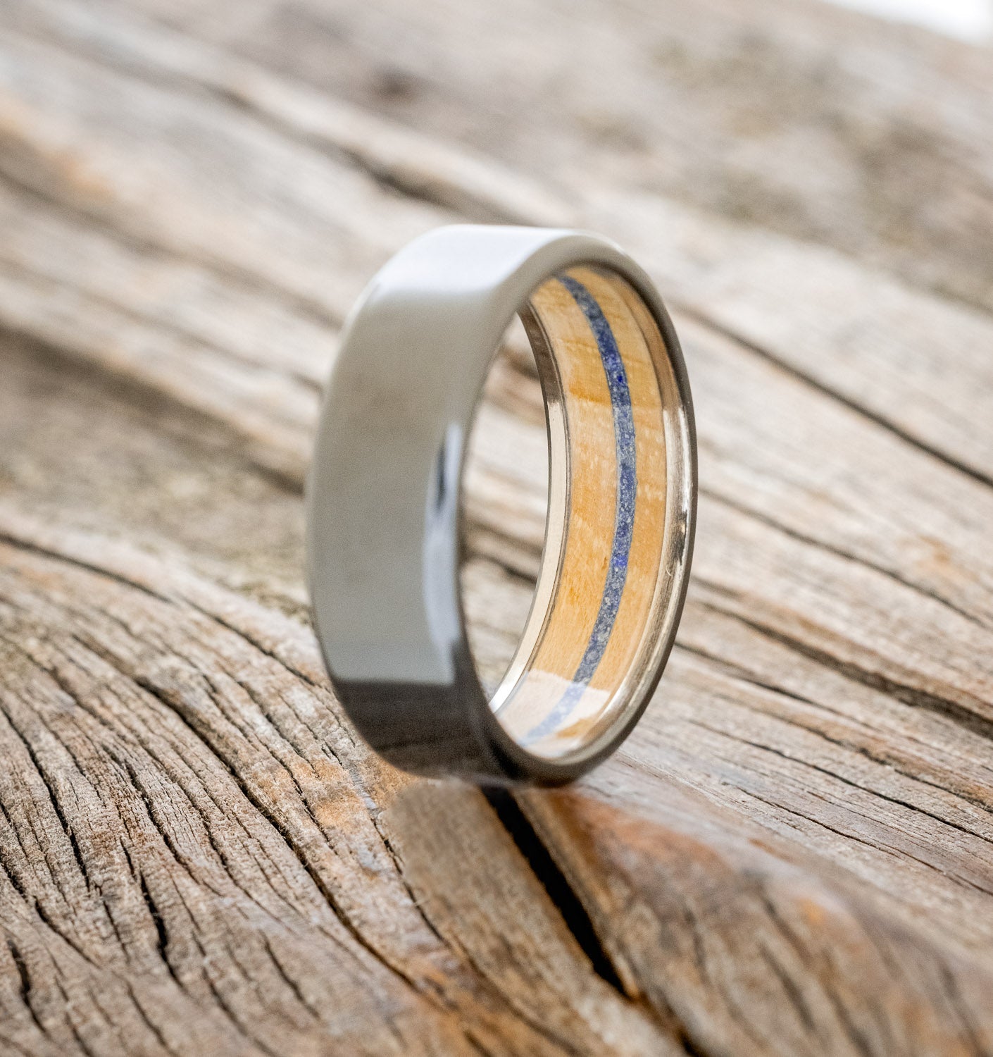 "ARGOS" - WHISKEY BARREL OAK & LAPIS LAZULI LINED WEDDING BAND-4