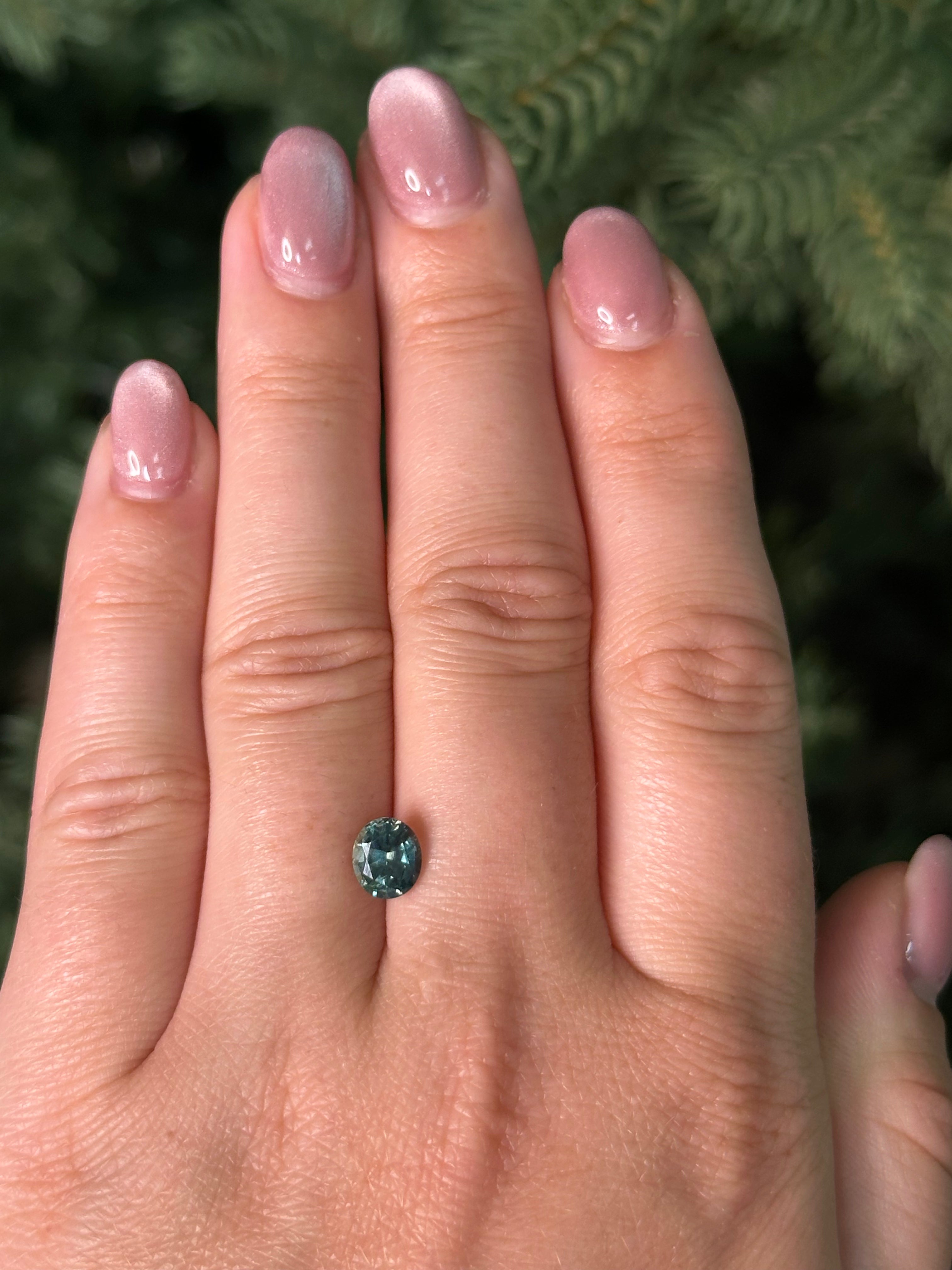 1.54ct 7x6x4.42mm OVAL BRILLIANT CUT NATURAL GREEN MONTANA SAPPHIRE-Staghead Designs