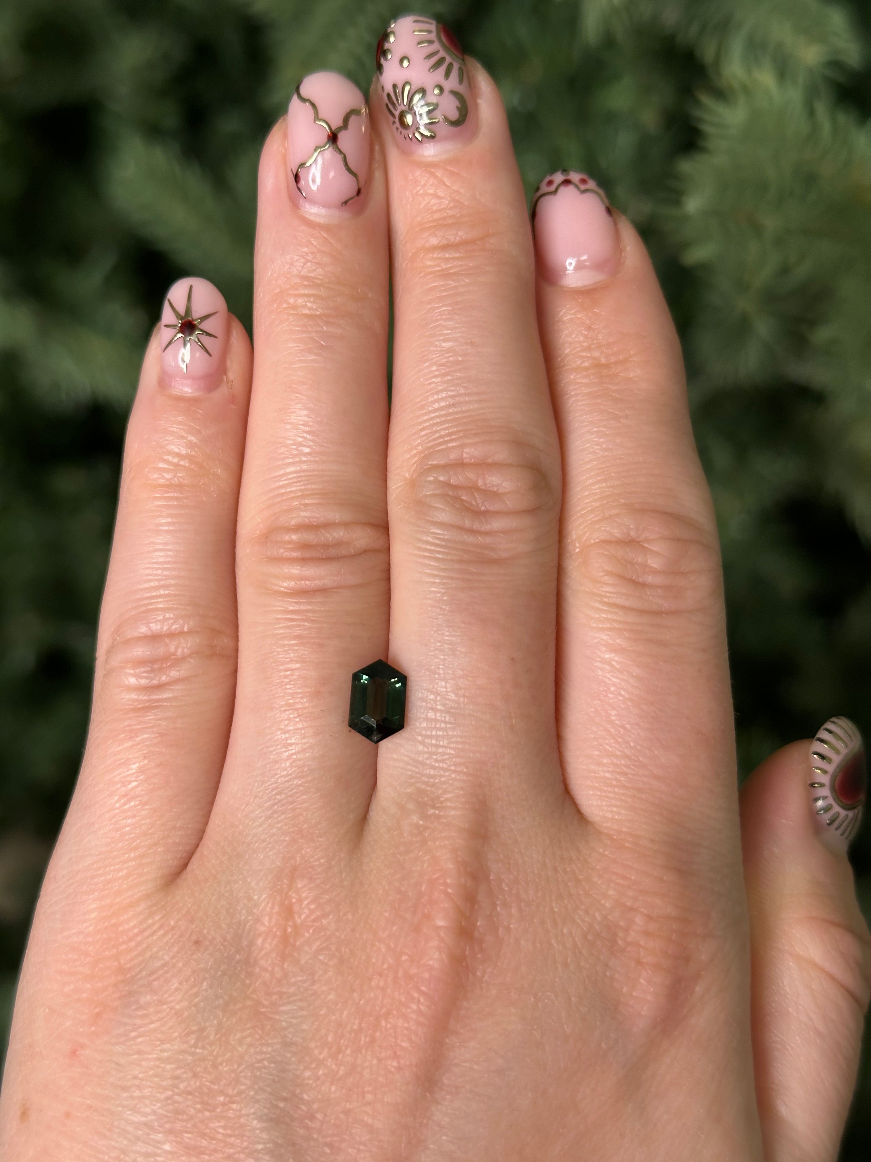 1.53ct 8.94x5.83x3.45mm ELONGATED HEXAGON GREEN AUSTRALIAN SAPPHIRE-Staghead Designs