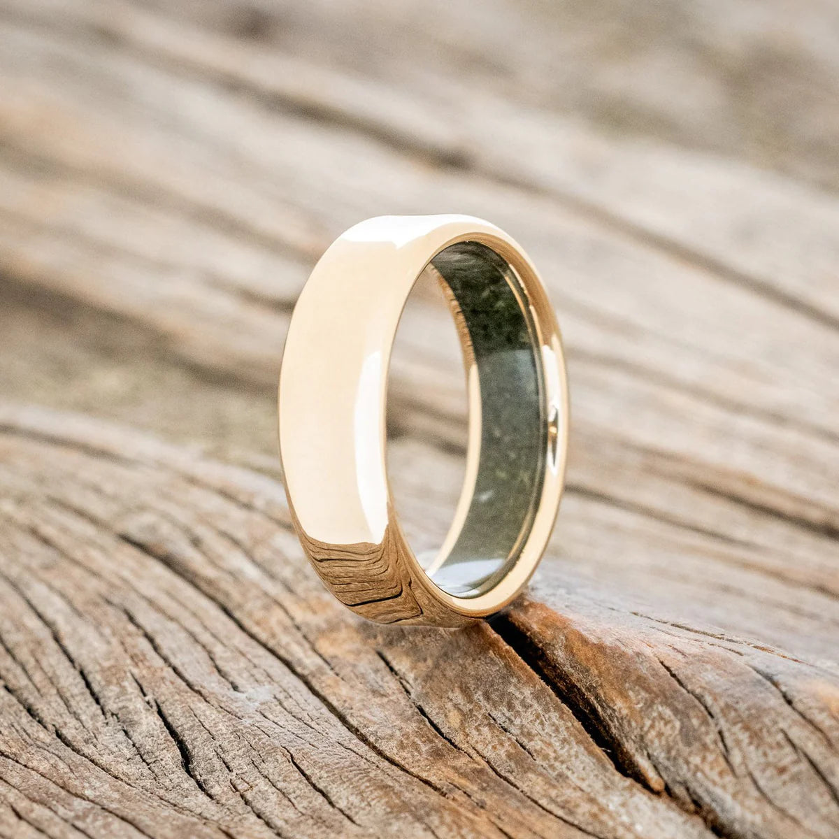 MOSS LINED WEDDING BAND - 14K YELLOW GOLD (6MM) - SIZE 8 1/4-Staghead Designs