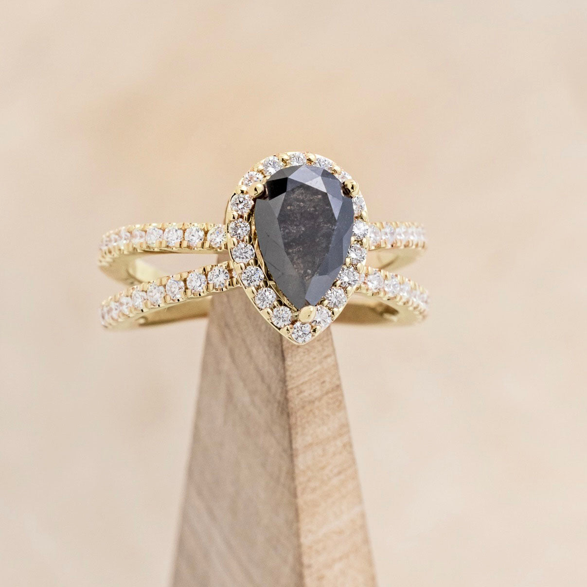 "NALA" - PEAR CUT ENGAGEMENT RING WITH DIAMOND HALO & ACCENTS-Staghead Designs