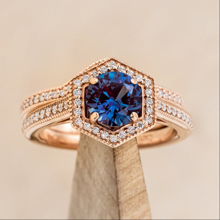 "ODESSA" - ROUND CUT LAB GROWN ALEXANDRITE ENGAGEMENT RING WITH DIAMOND ACCENTS & TRACER-1