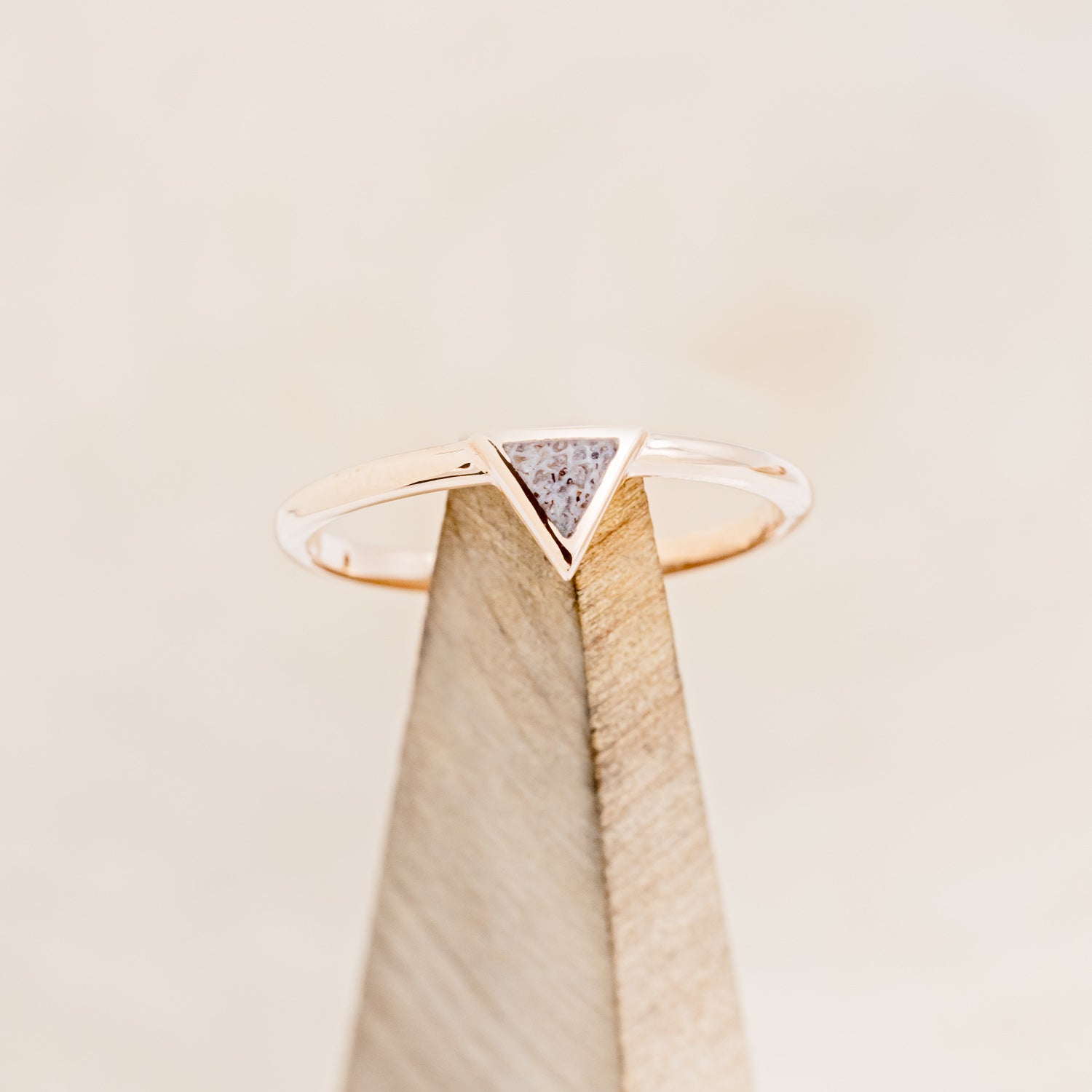 "ATLANTIS" - ANTLER INLAY TRIANGLE RING & V-SHAPED TRACER SET-7