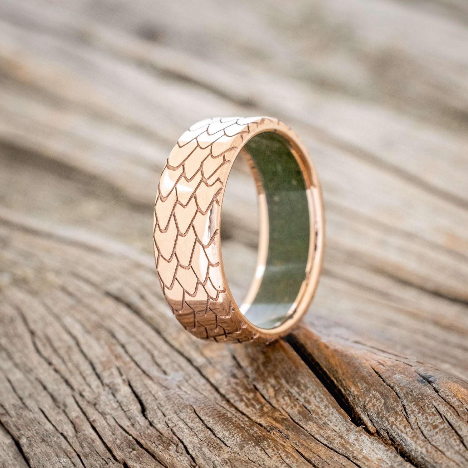 "ECHO" - DRAGON SCALE WEDDING RING FEATURING A MOSS LINED BAND-13