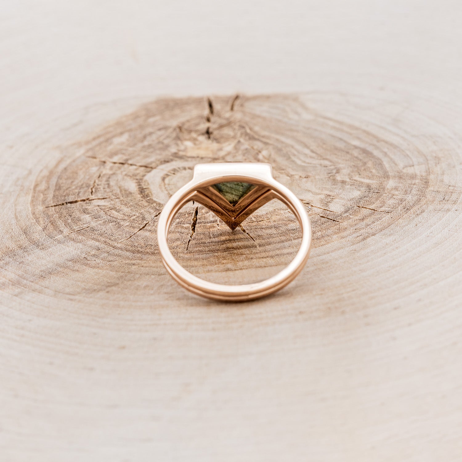 "JENNY FROM THE BLOCK" - TRIANGLE LABRADORITE ENGAGEMENT RING WITH V-SHAPED DIAMOND BAND-7