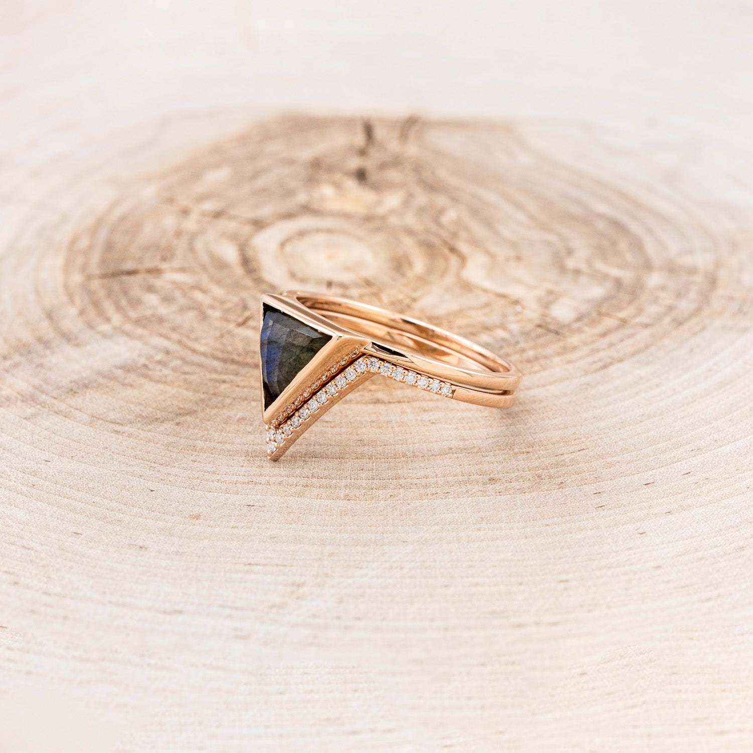 "JENNY FROM THE BLOCK" - TRIANGLE LABRADORITE ENGAGEMENT RING WITH V-SHAPED DIAMOND BAND-3