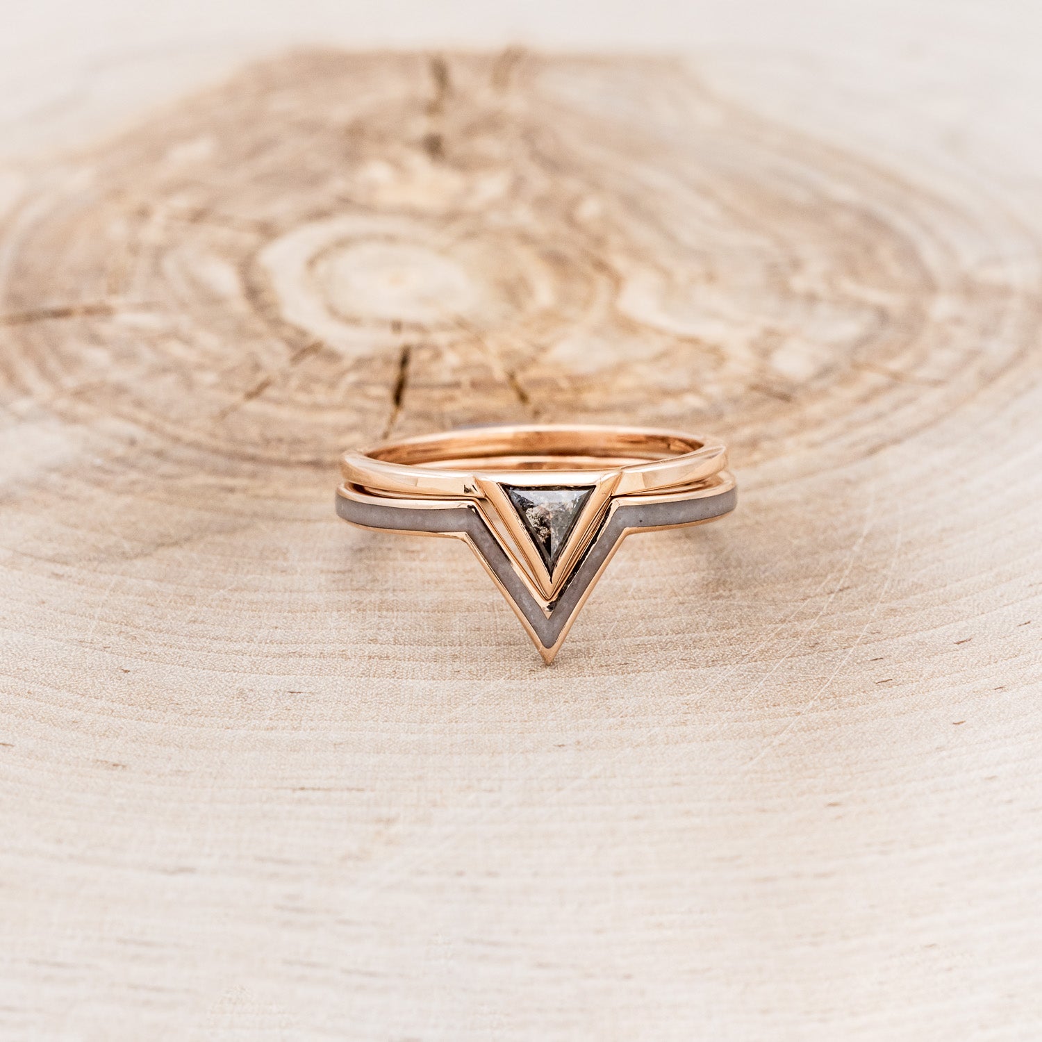 "JENNY FROM THE BLOCK" - TRIANGLE SALT & PEPPER DIAMOND ENGAGEMENT RING WITH GRANITE V-SHAPED TRACER-4