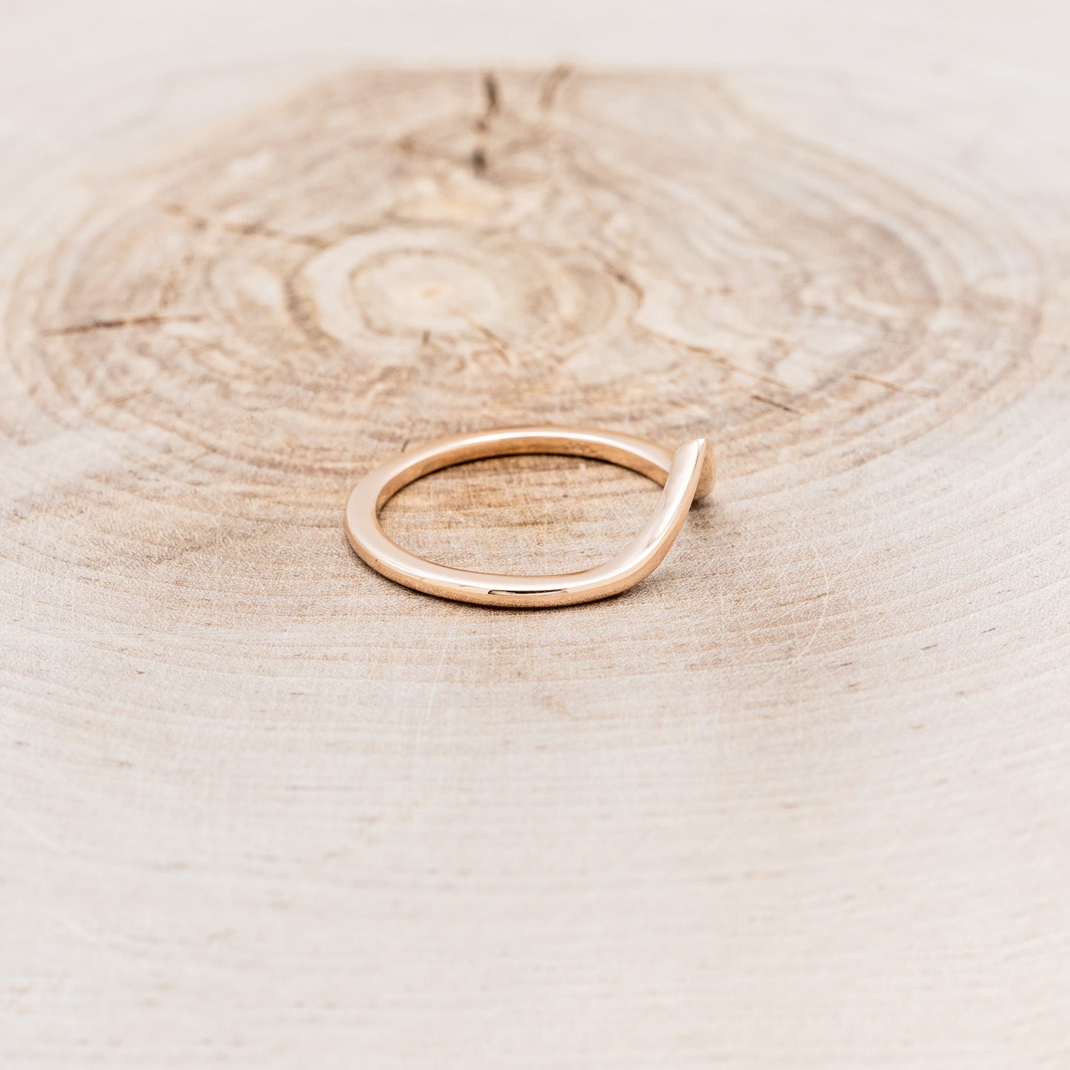 "NORTH STAR" - BRIDAL SUITE - OVAL MOSS AGATE ENGAGEMENT RING WITH DIAMOND HALO, DIAMOND ACCENTS, & SOLID GOLD TRACERS-16