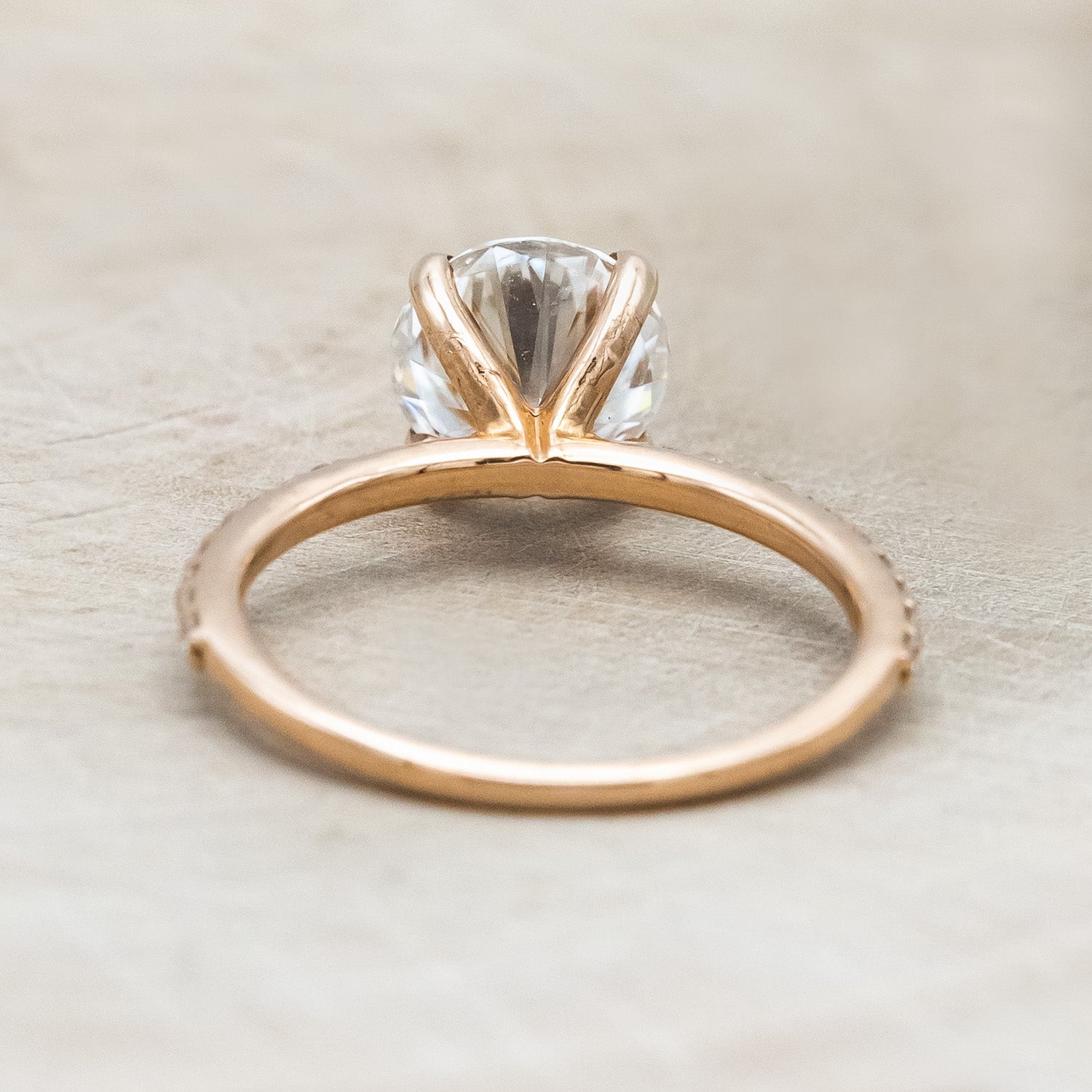 "RAMONA" - (2ct) 4 PRONG ROUND CUT MOISSANITE ENGAGEMENT RING WITH DIAMOND ACCENTS